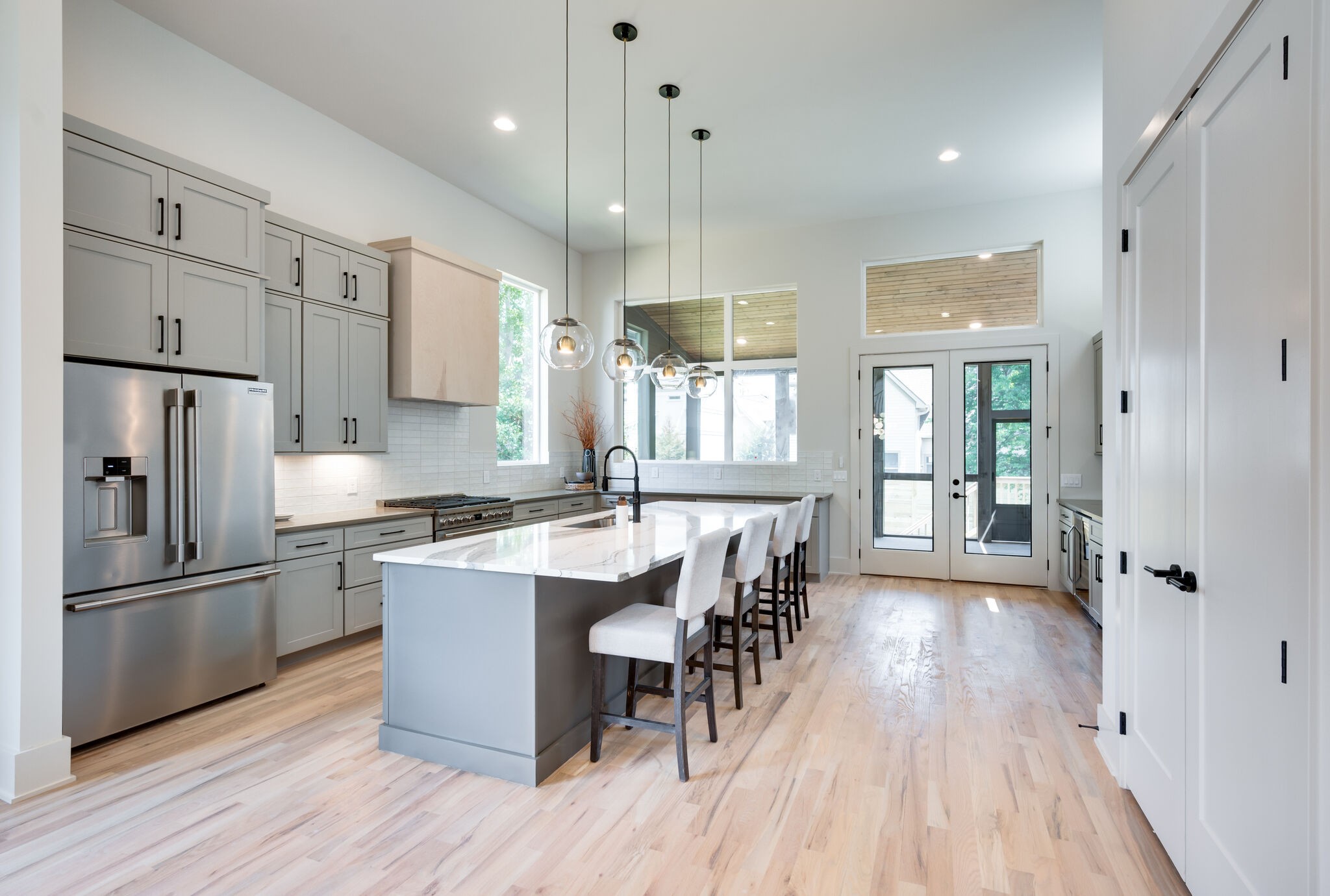 1408B Clifton Lane