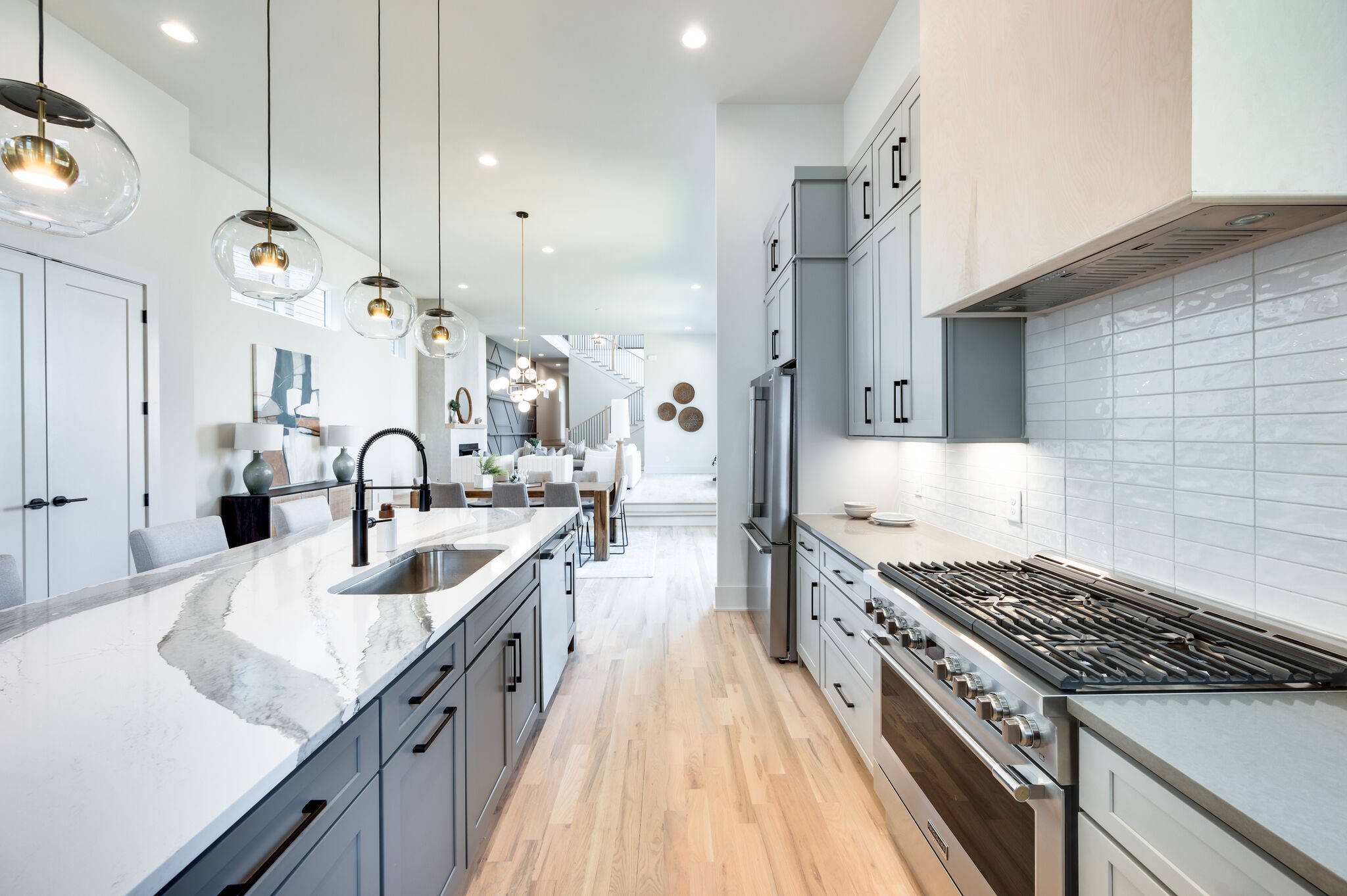 1408B Clifton Lane