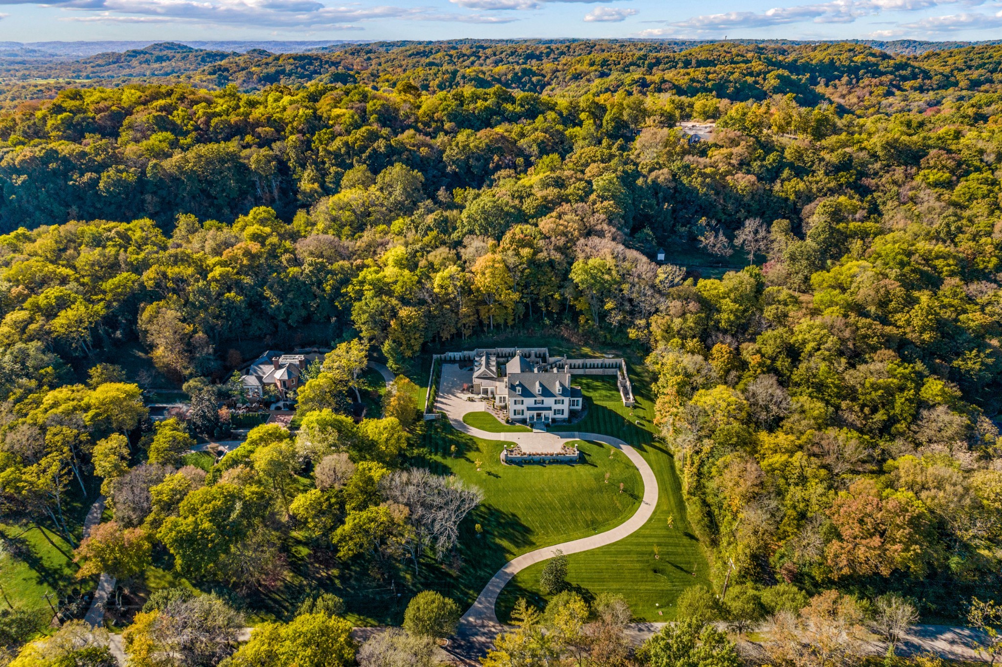 4335 Chickering Ln