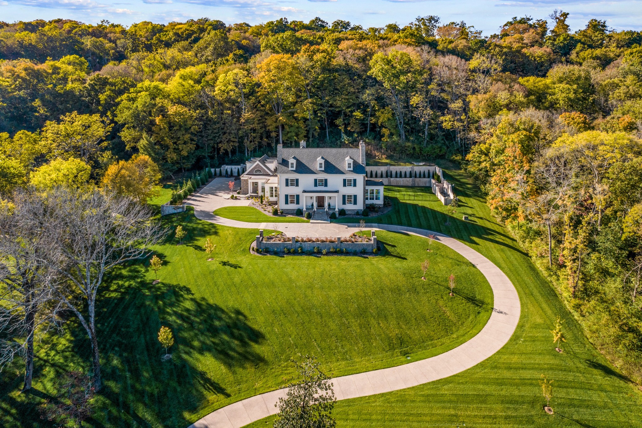 4335 Chickering Ln