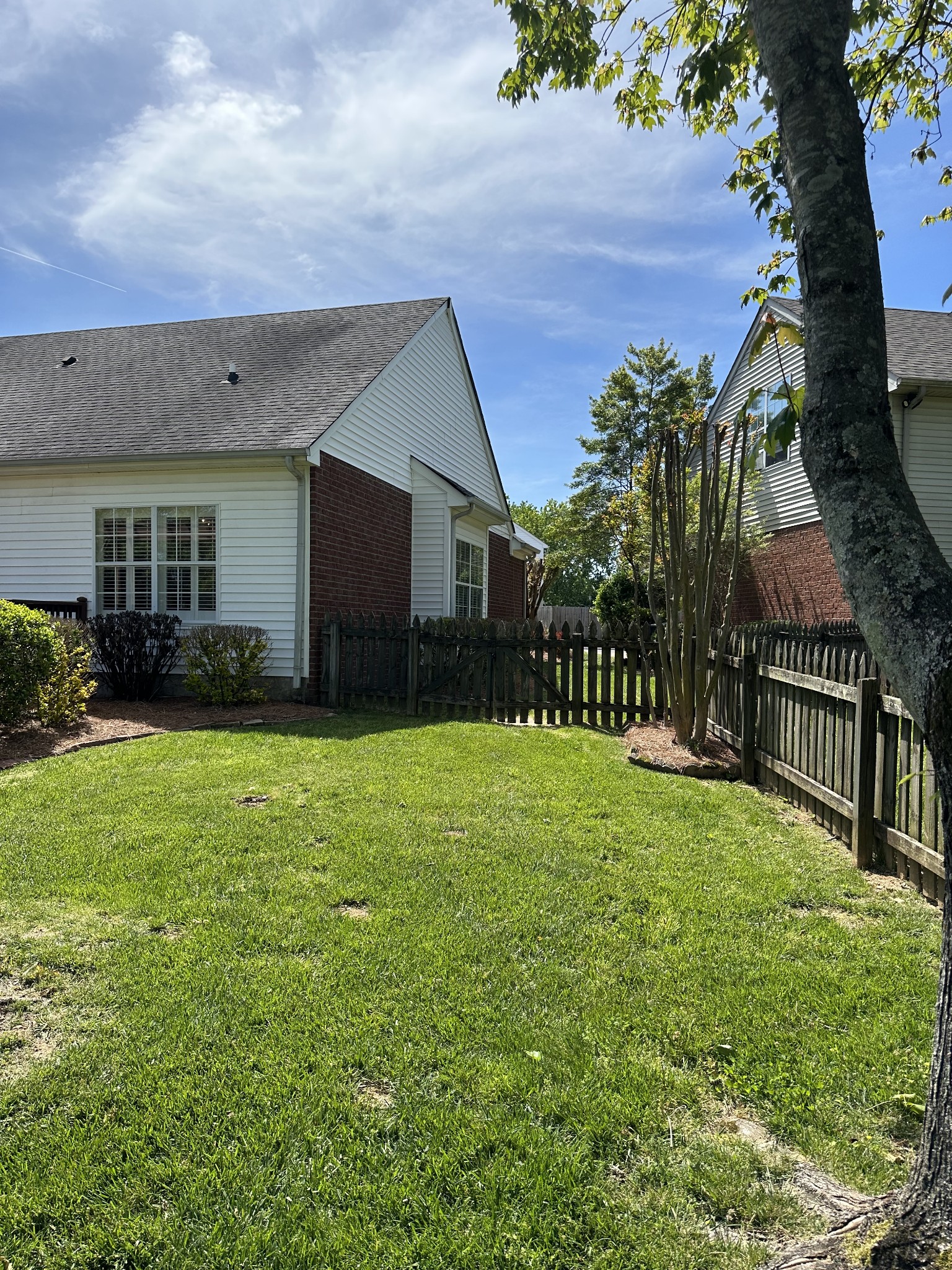 1014 Glastonbury Dr