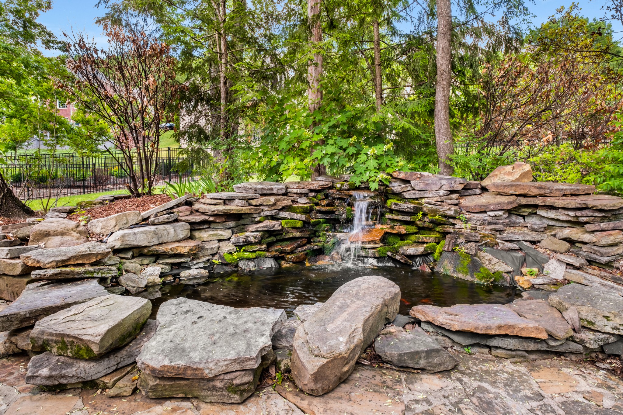 306 Rothwell Pl