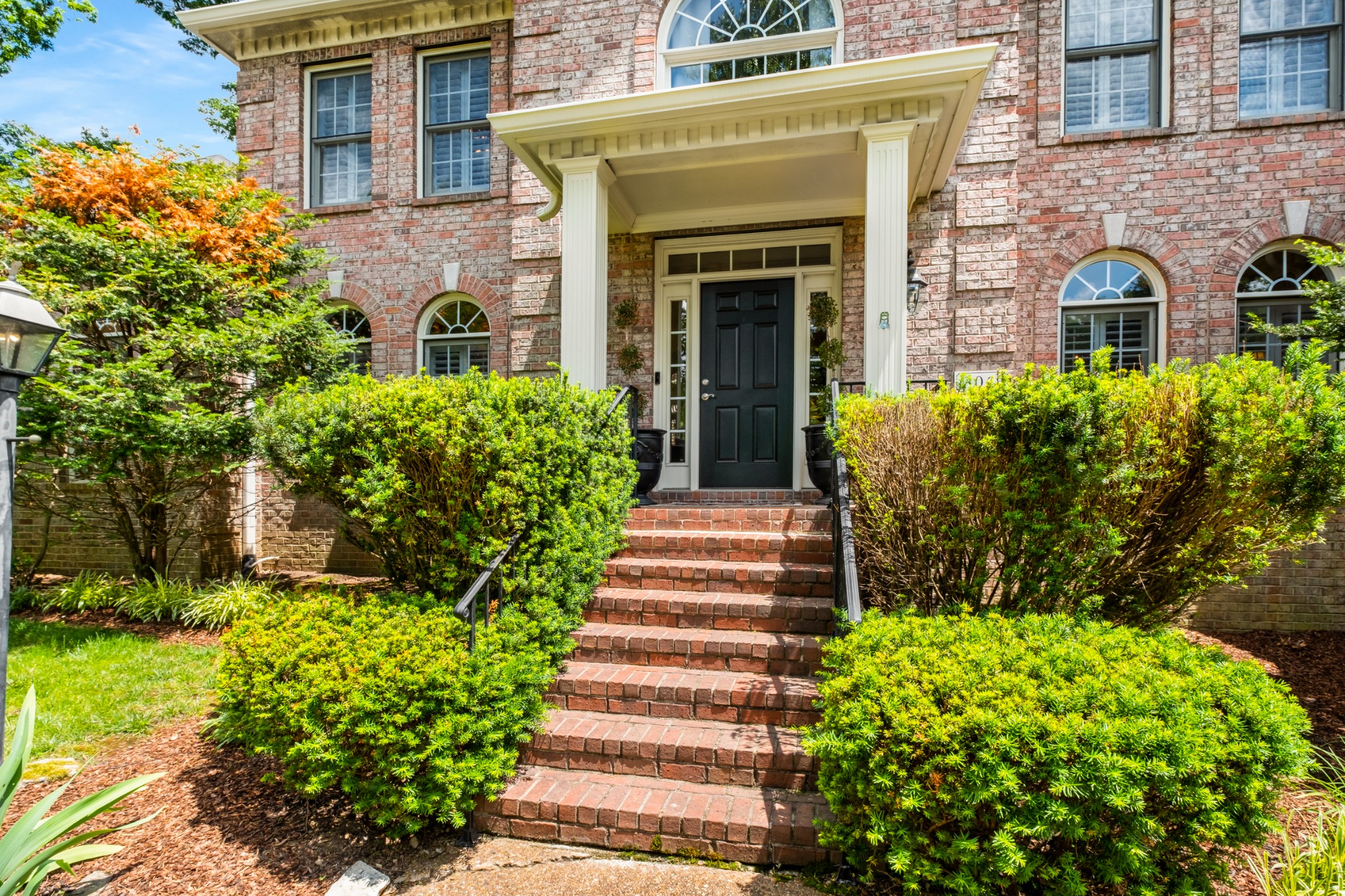 306 Rothwell Pl