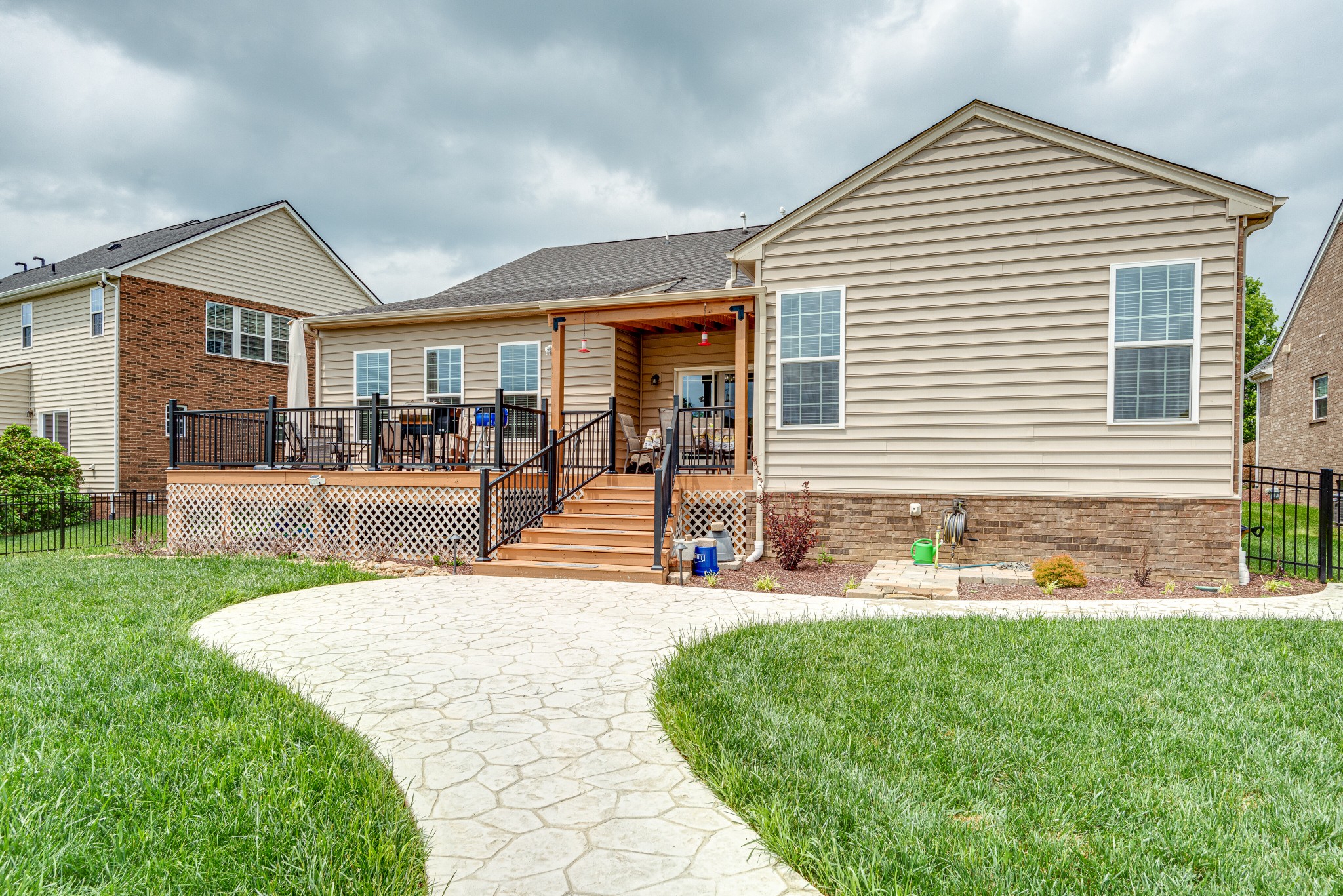 2263 Dominick Dr