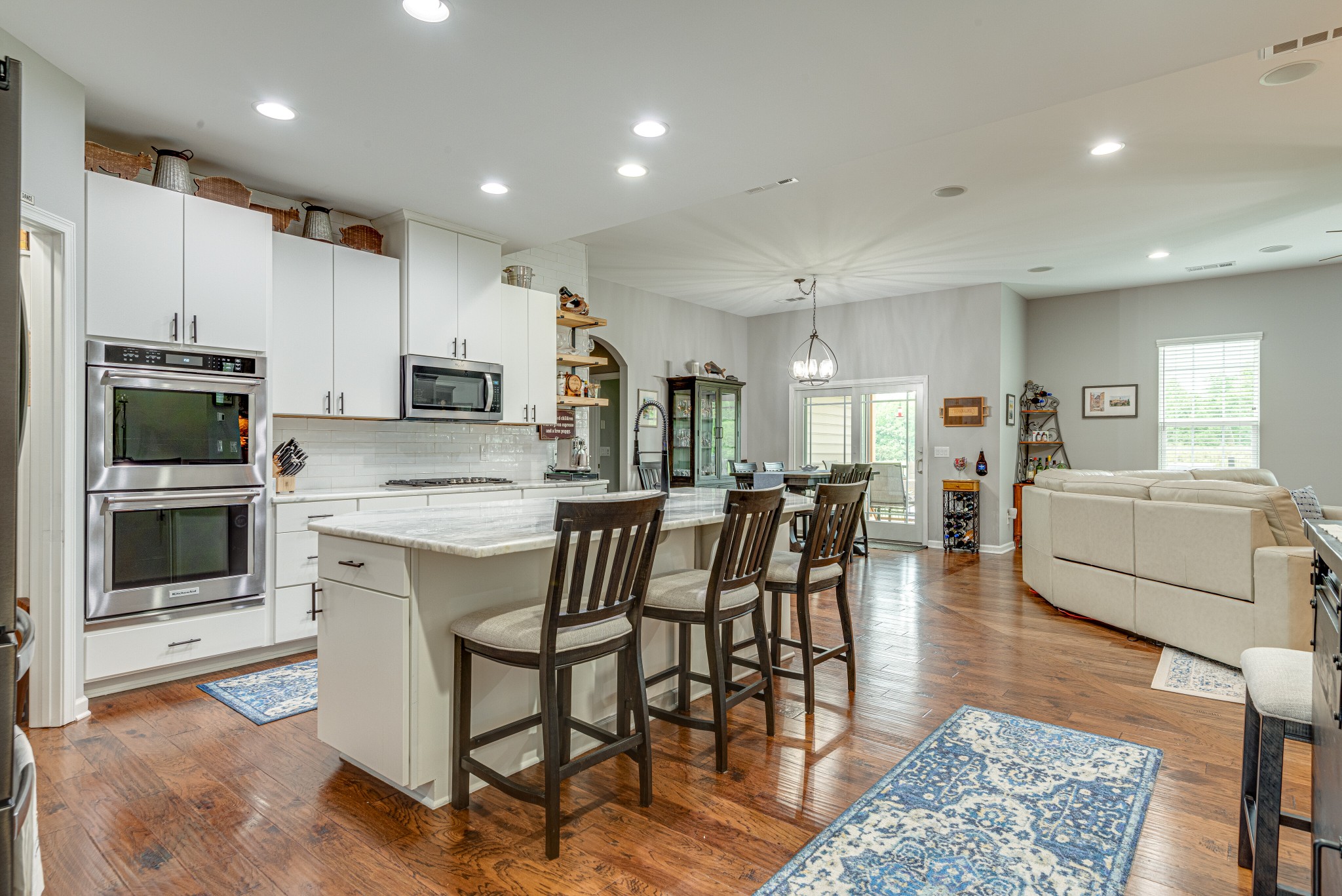 2263 Dominick Dr