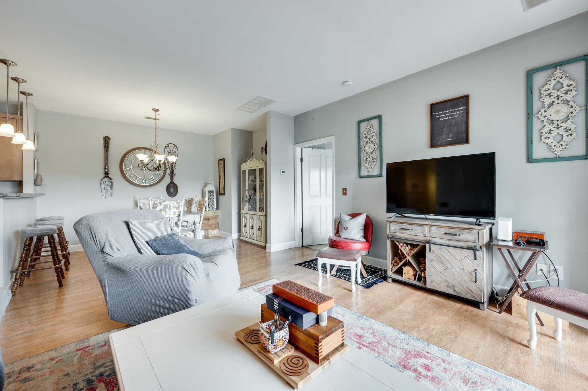 8211 Lenox Creekside Dr Unit: 9