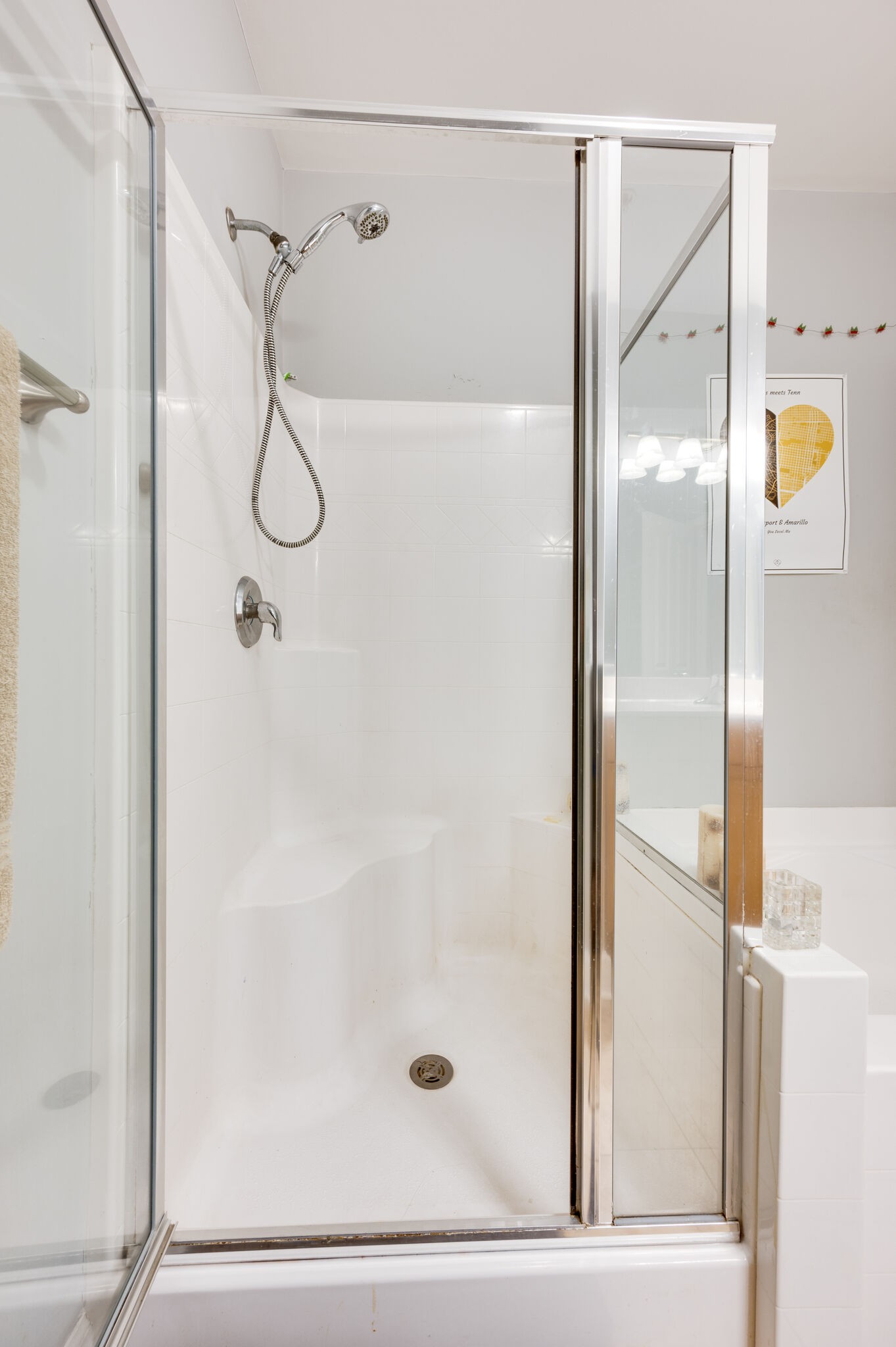 8211 Lenox Creekside Dr Unit: 9