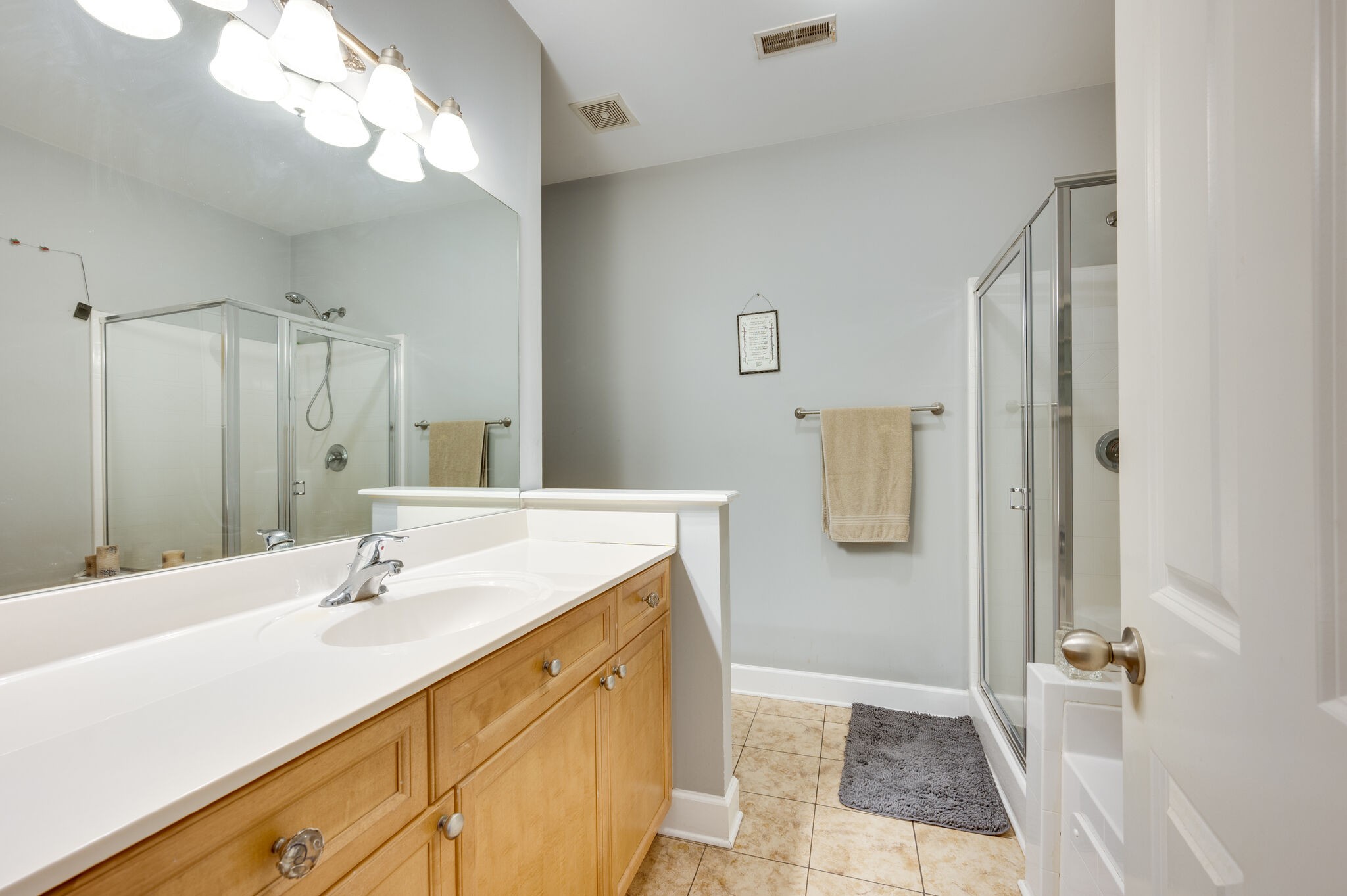 8211 Lenox Creekside Dr Unit: 9