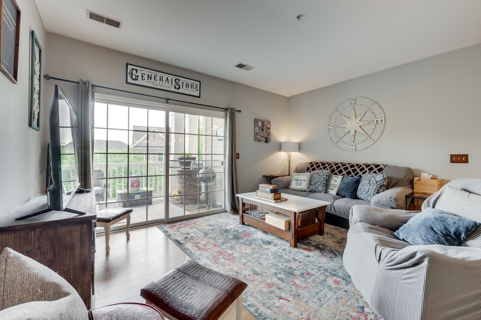 8211 Lenox Creekside Dr Unit: 9