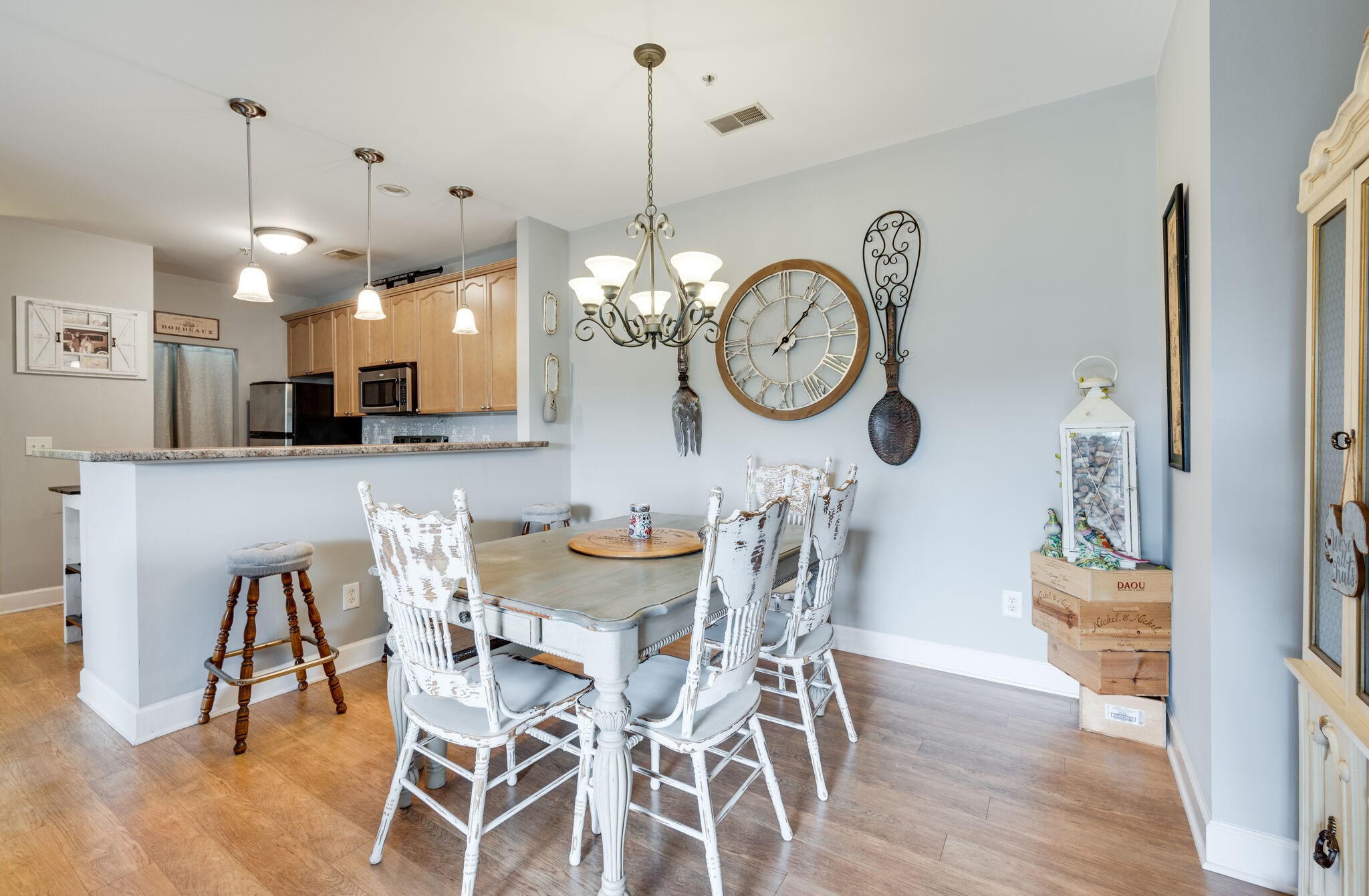 8211 Lenox Creekside Dr Unit: 9