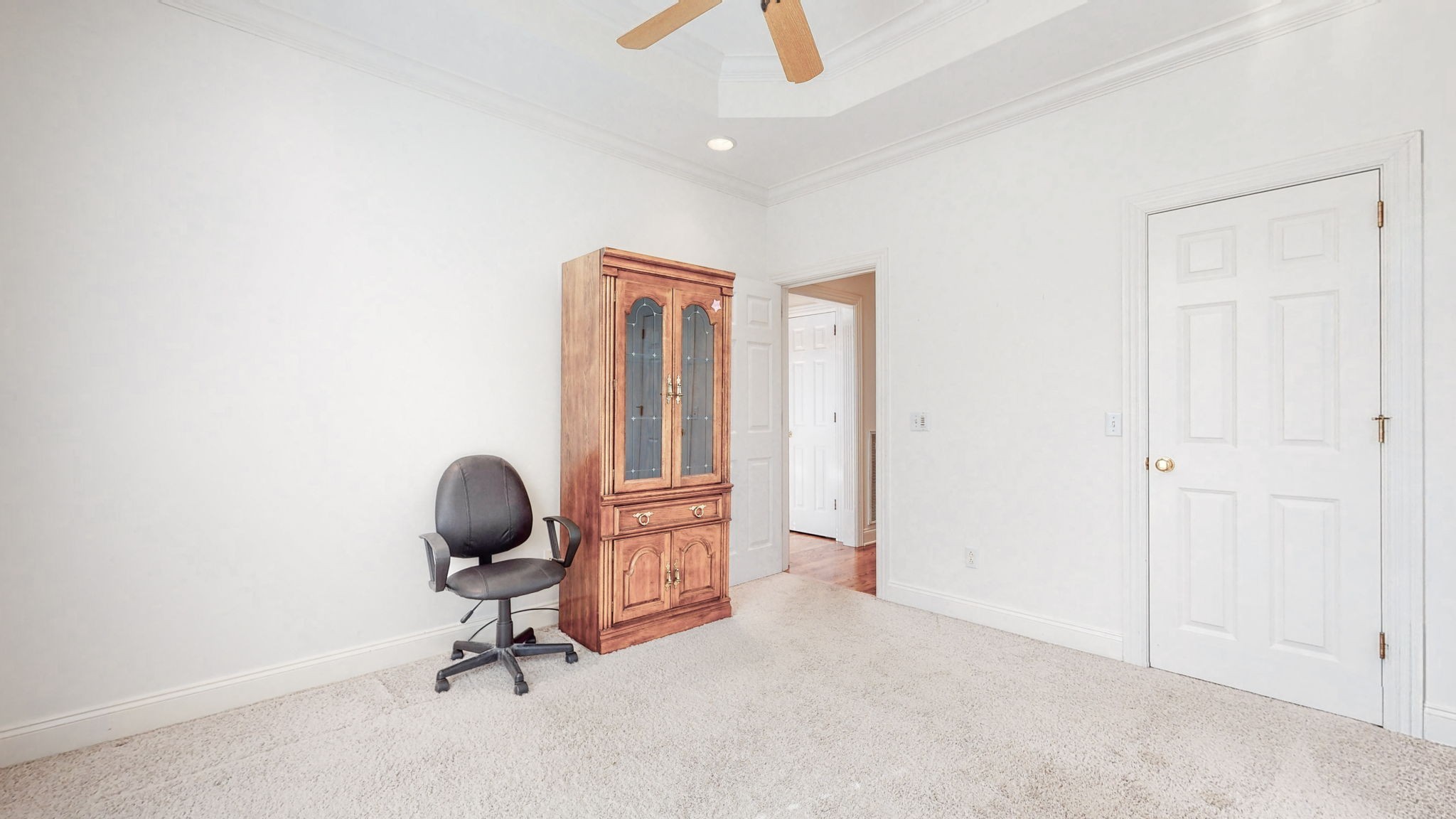 7141 Locksley Ln