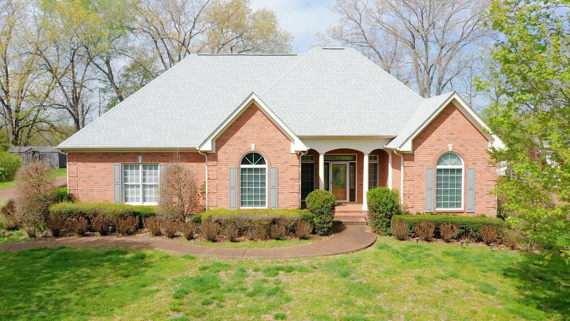7141 Locksley Ln