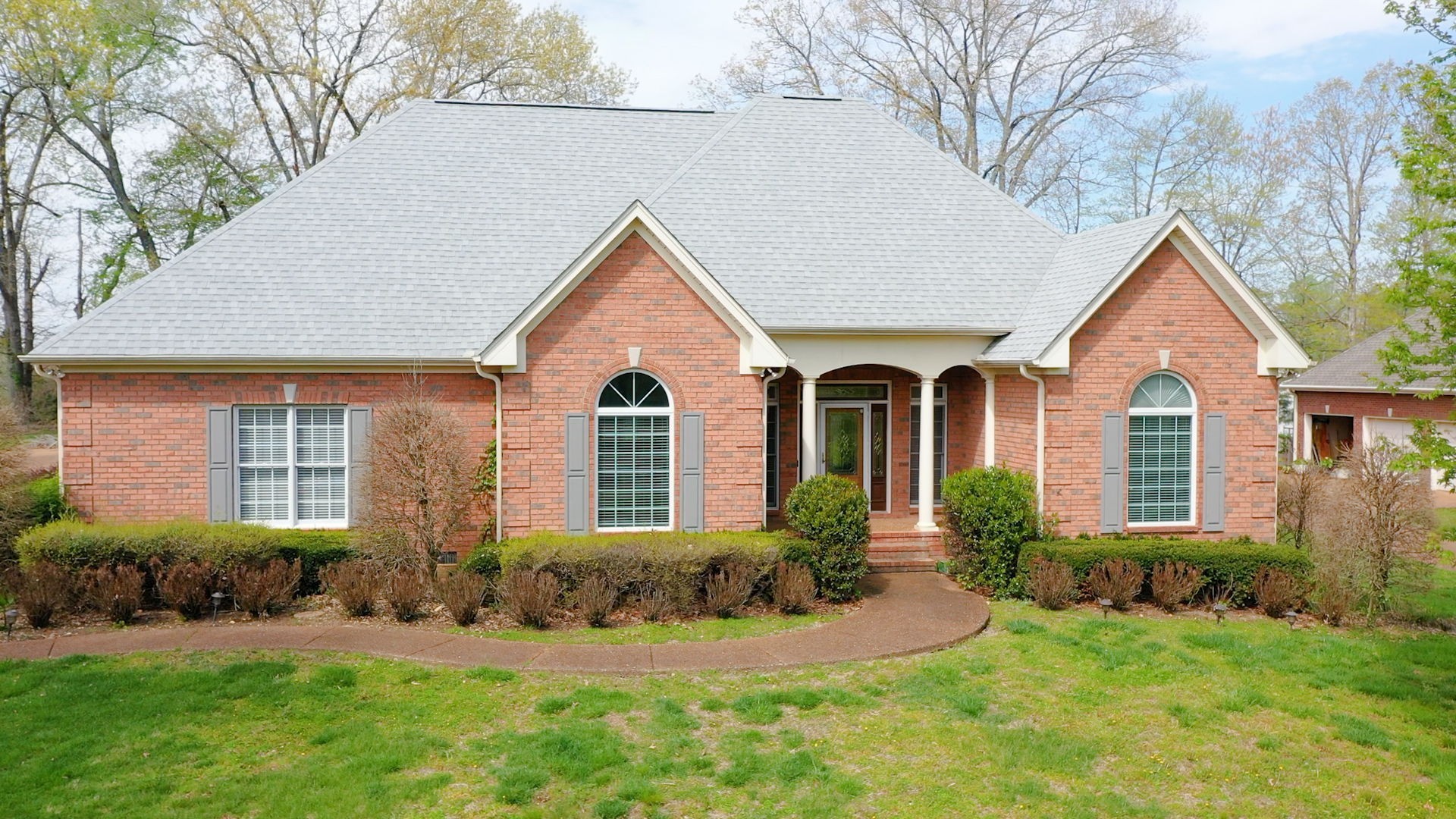 7141 Locksley Ln