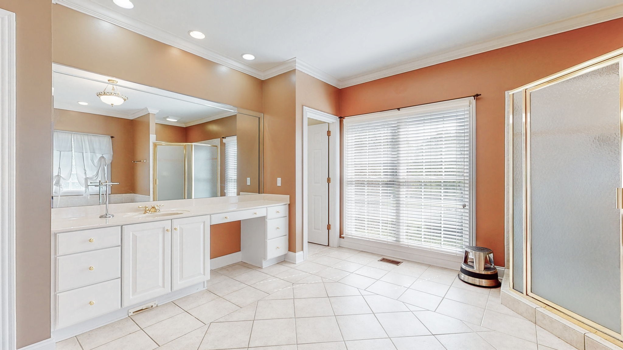 7141 Locksley Ln