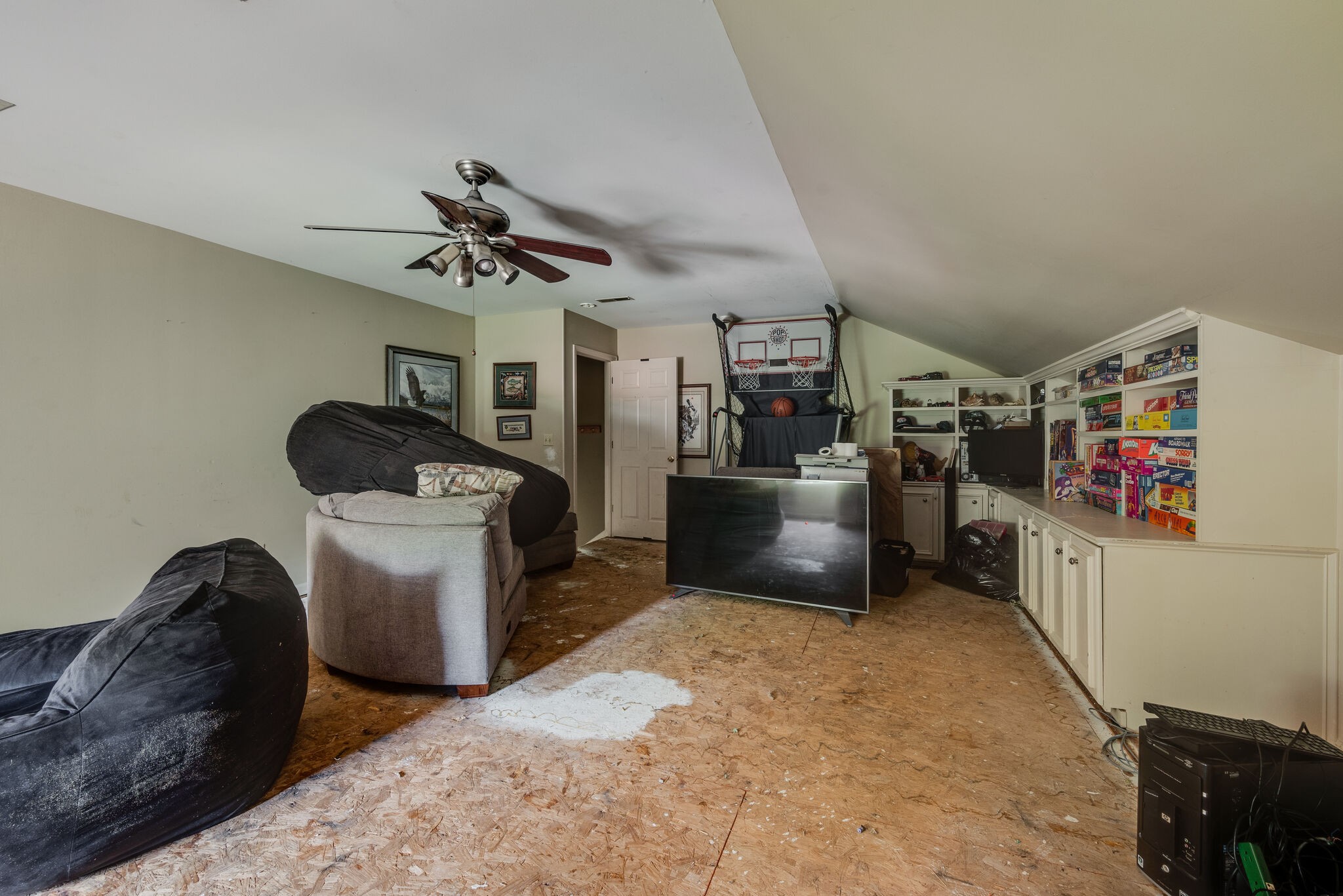 8340 Carriage Hills Dr