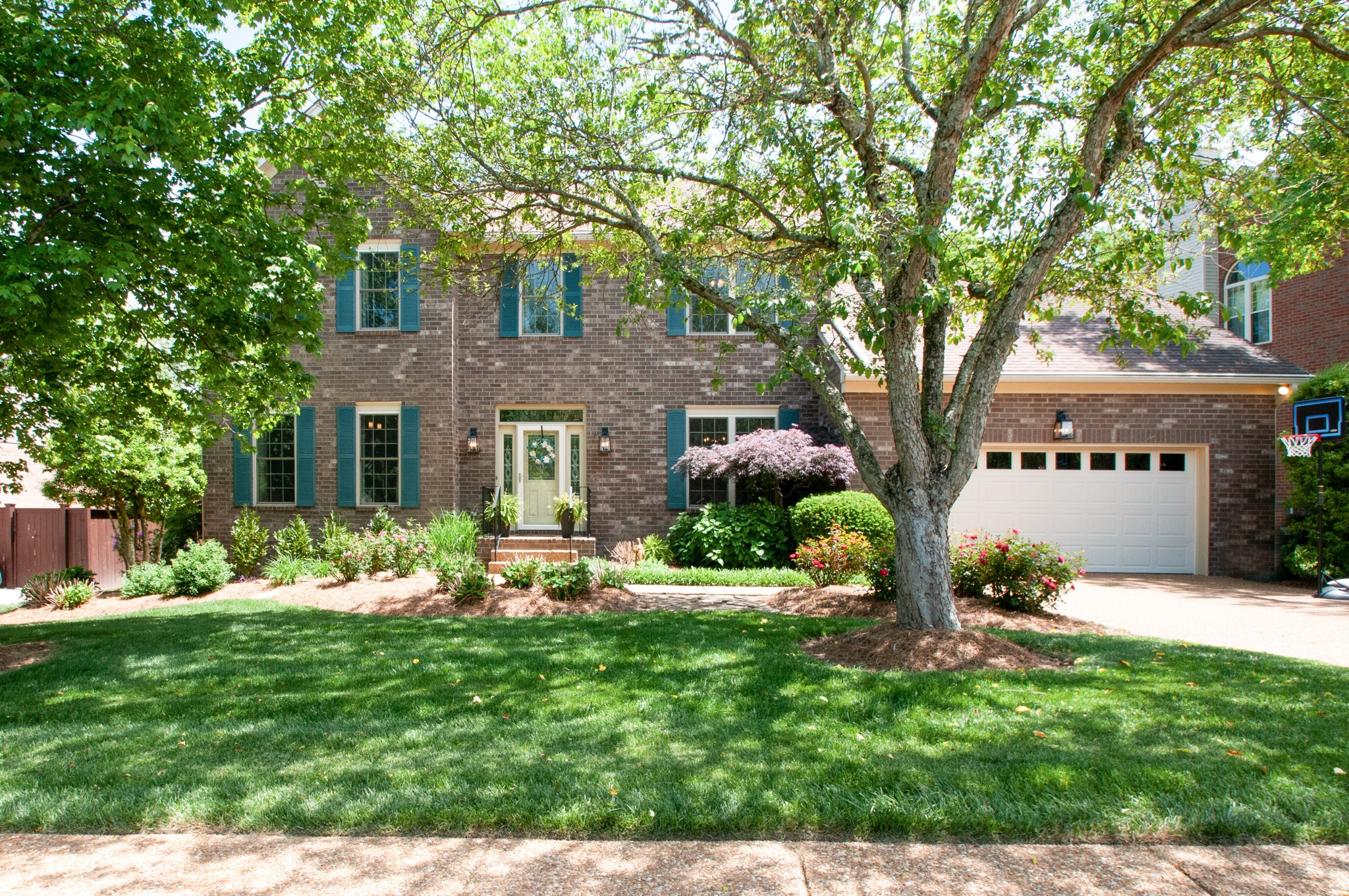 8176 Londonberry Rd