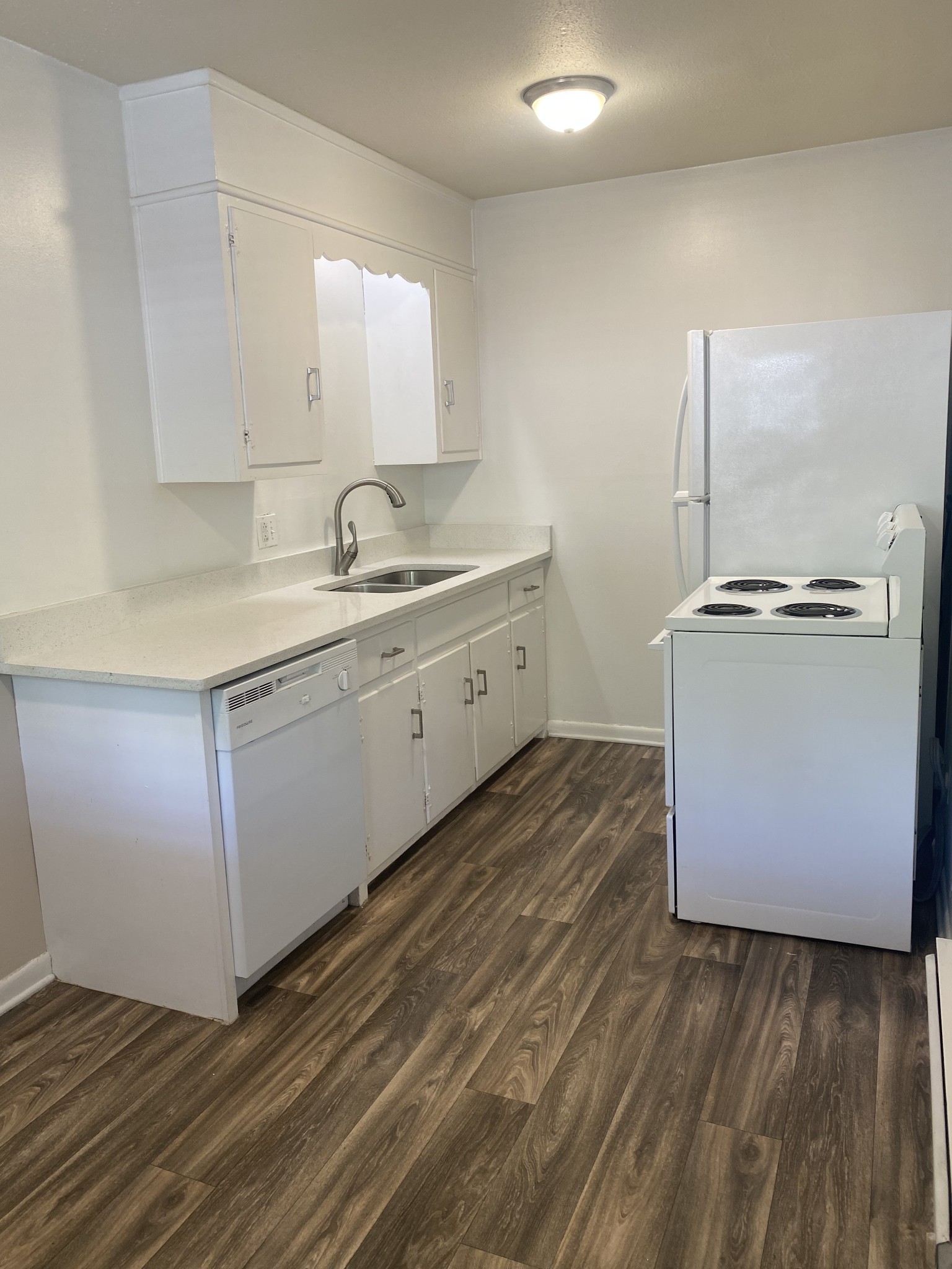 261 White Bridge Pike Unit: 141