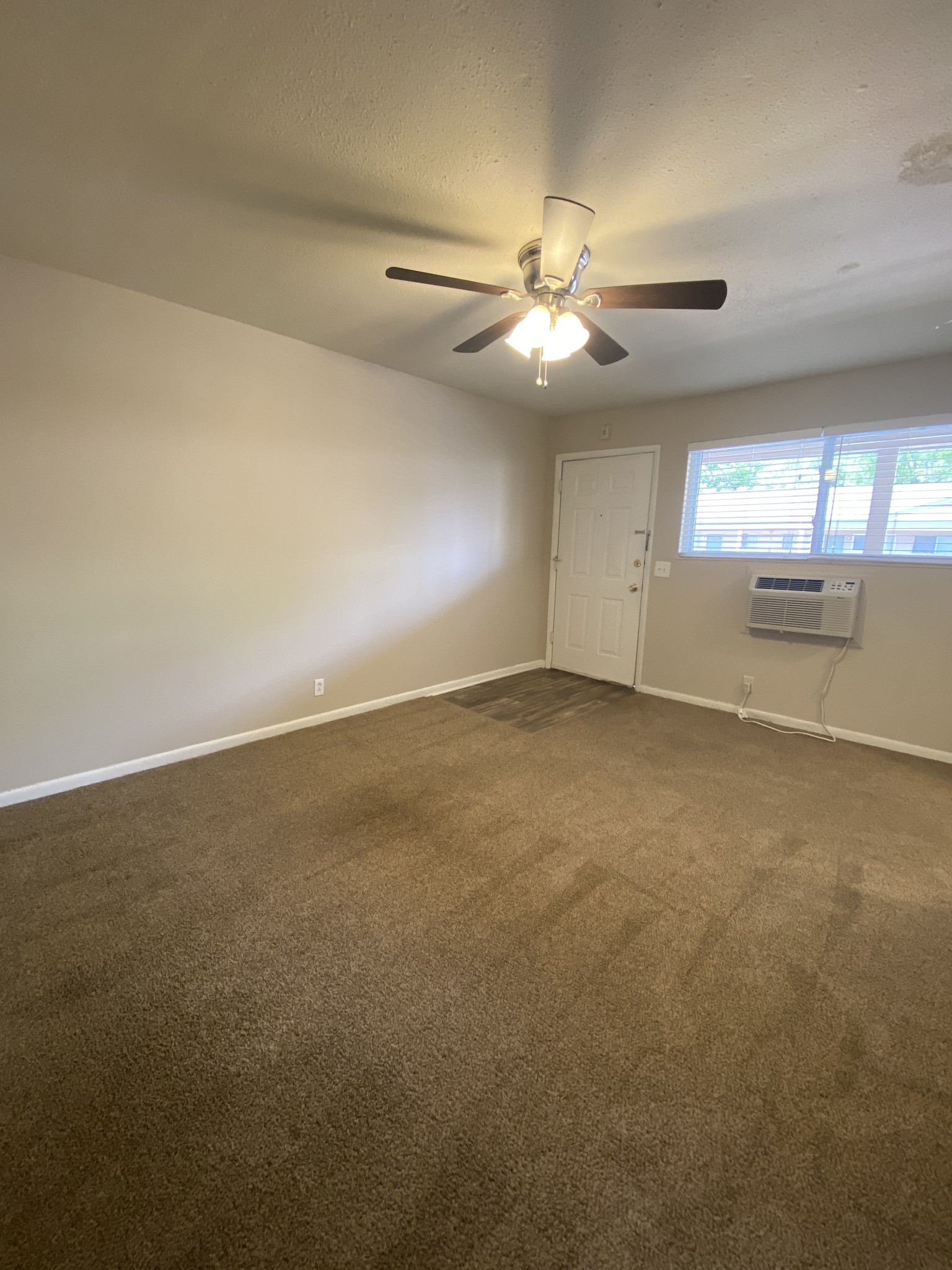 261 White Bridge Pike Unit: 141