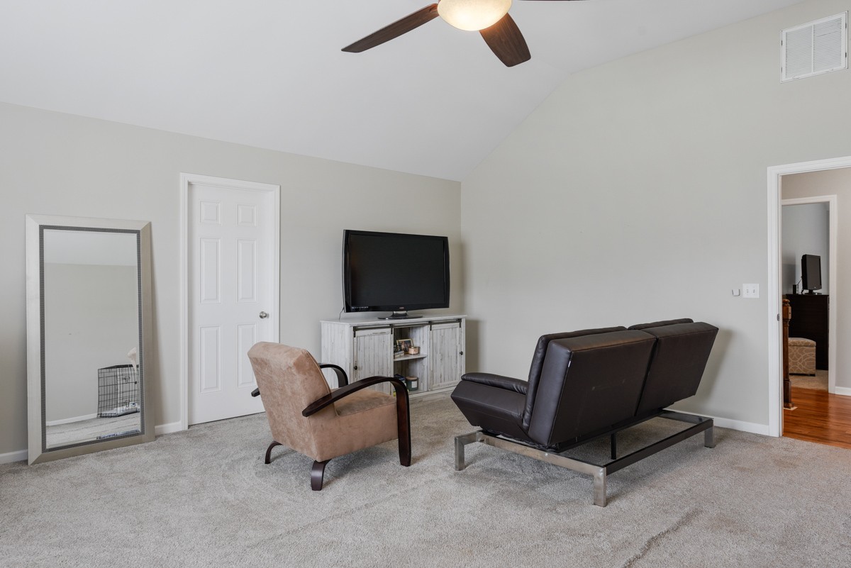 7305 Riverfront Dr