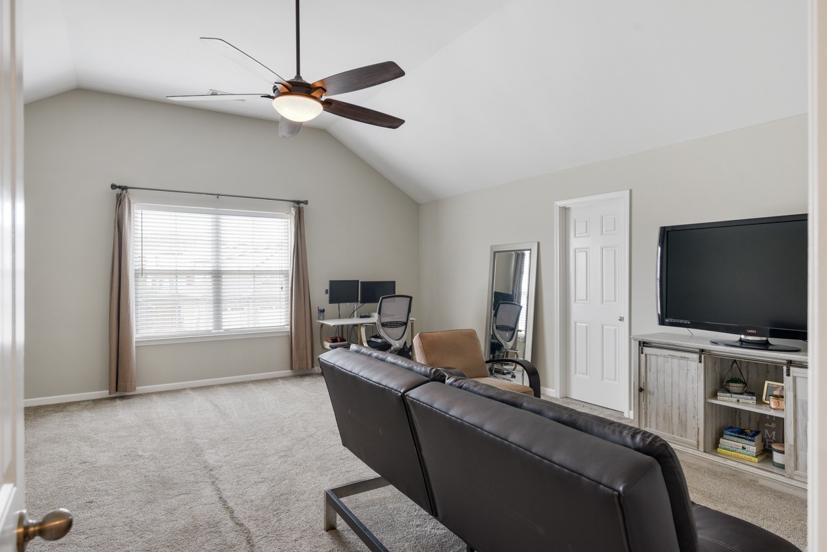 7305 Riverfront Dr