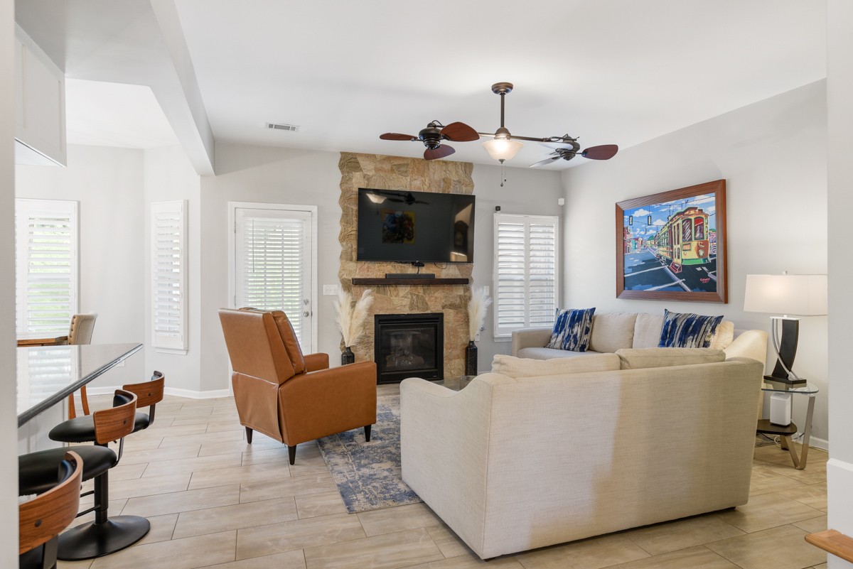 7305 Riverfront Dr