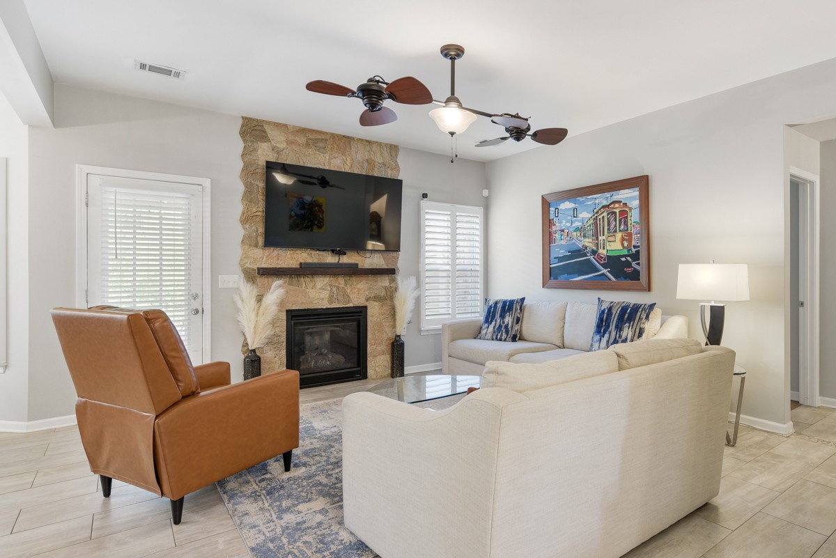 7305 Riverfront Dr