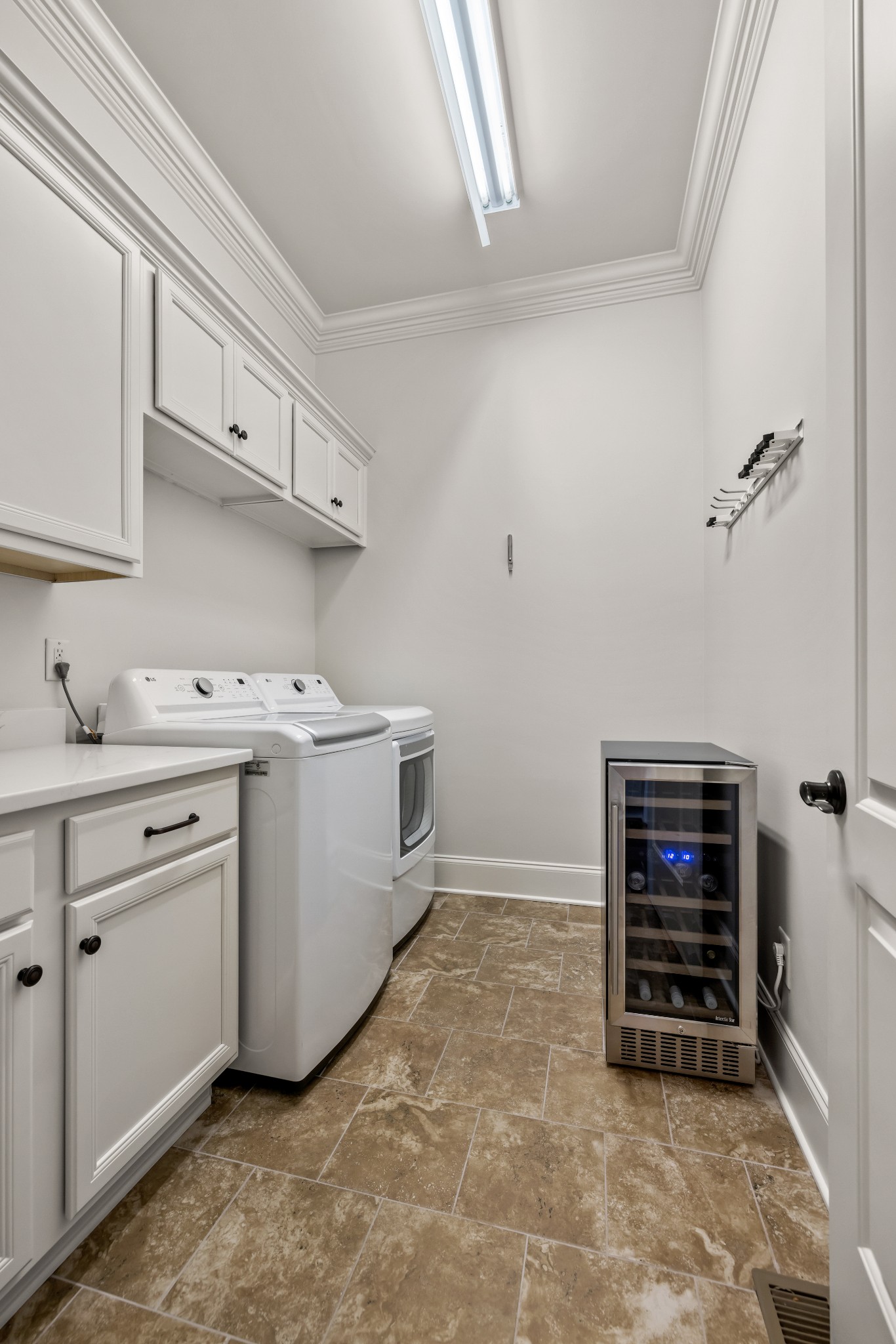 341 Henry Russell St