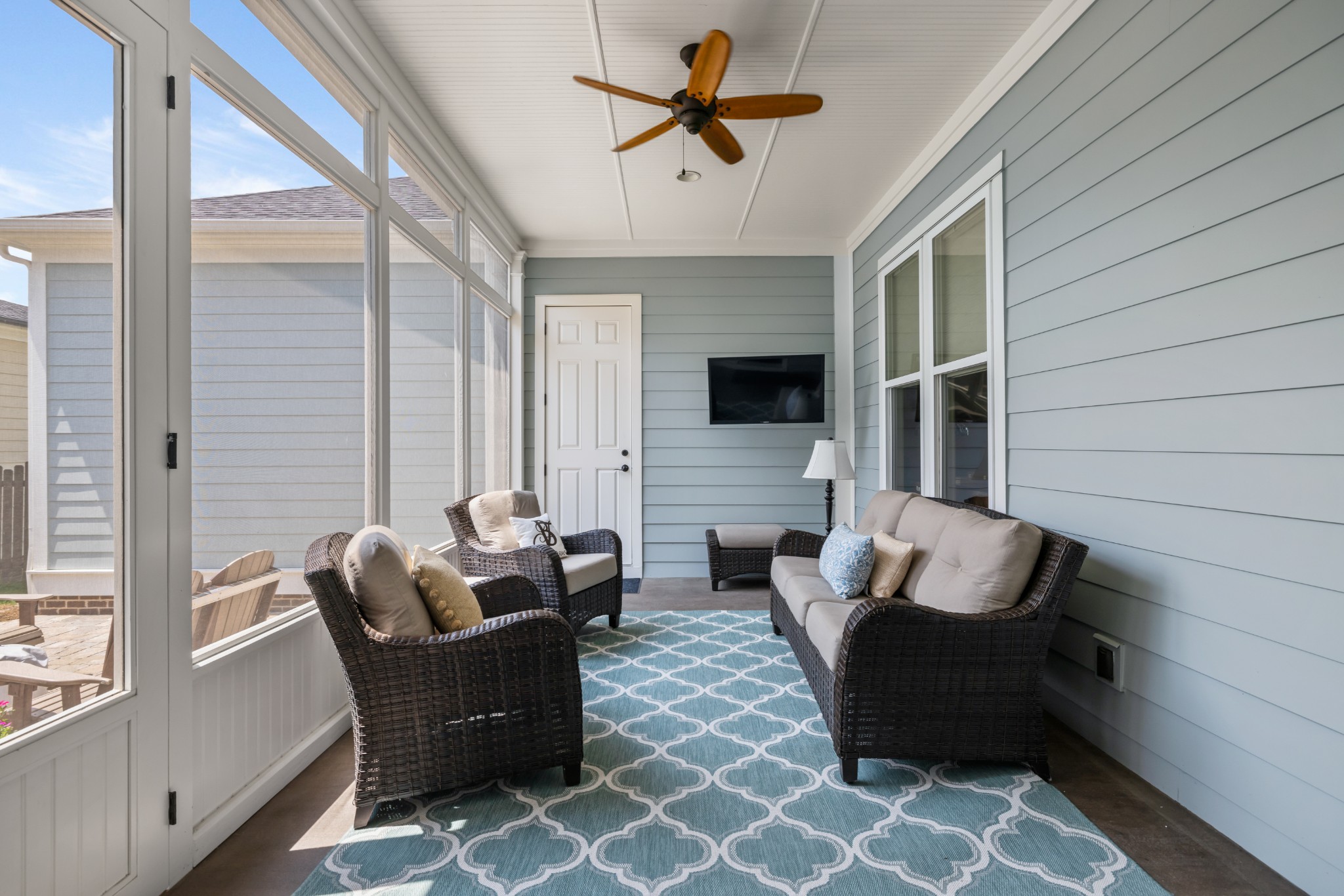 341 Henry Russell St