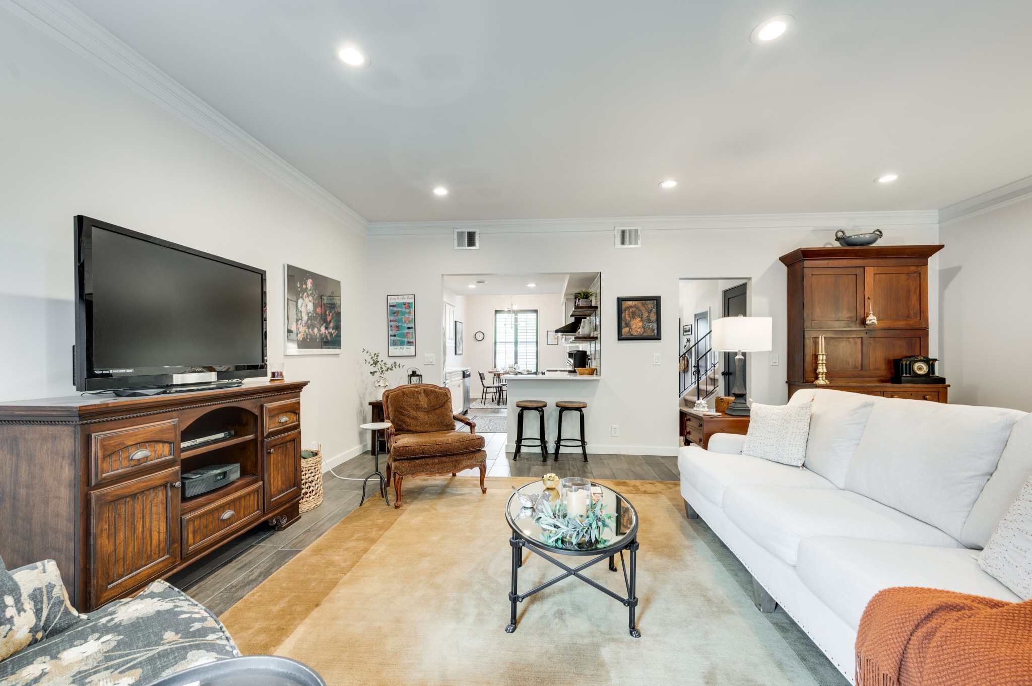 4500 Post Rd Unit: F67