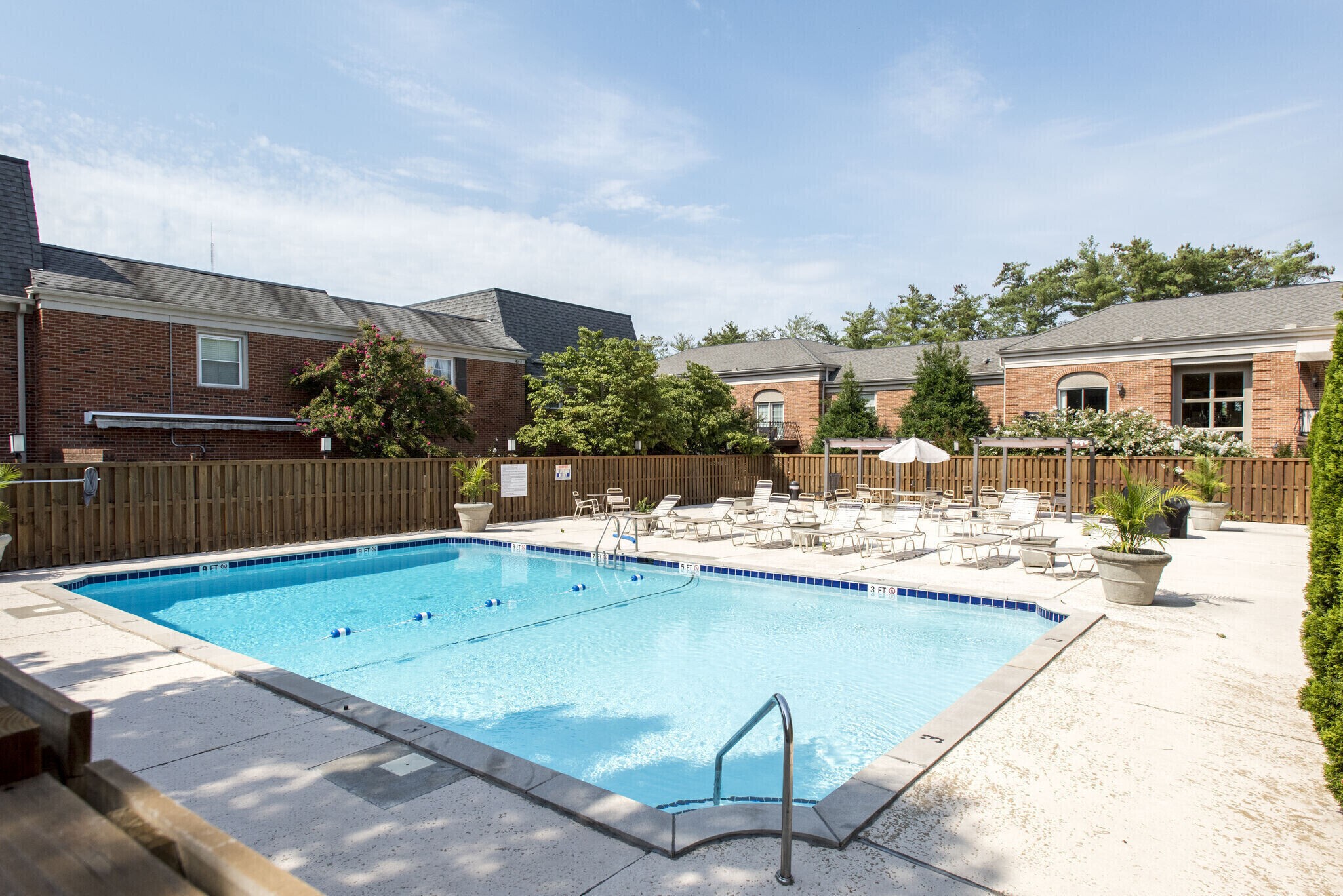 4500 Post Rd Unit: F67