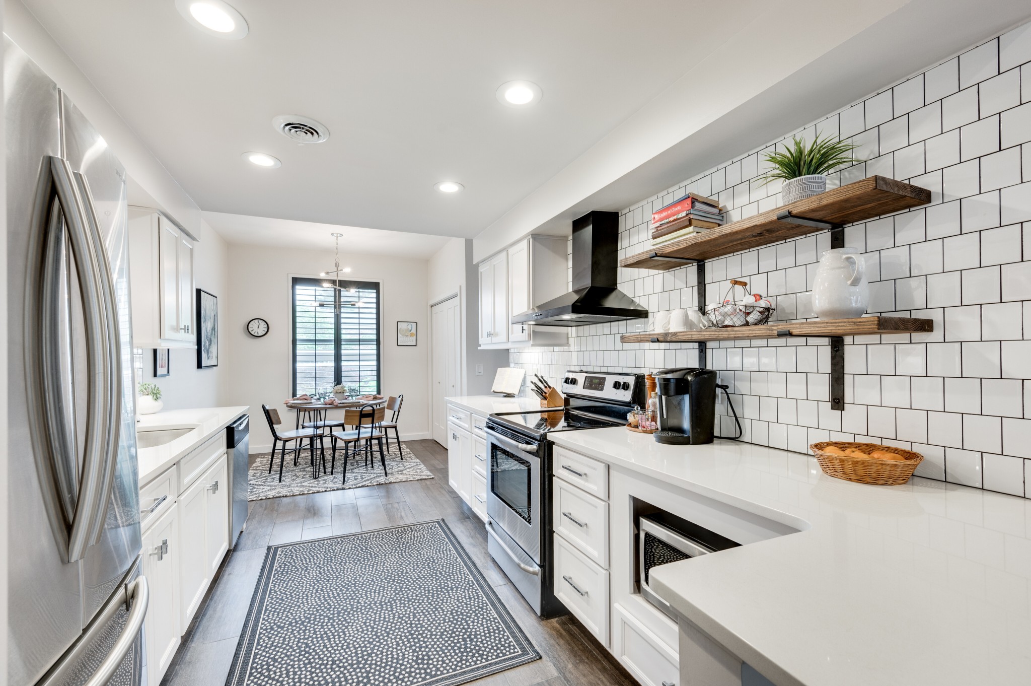 4500 Post Rd Unit: F67
