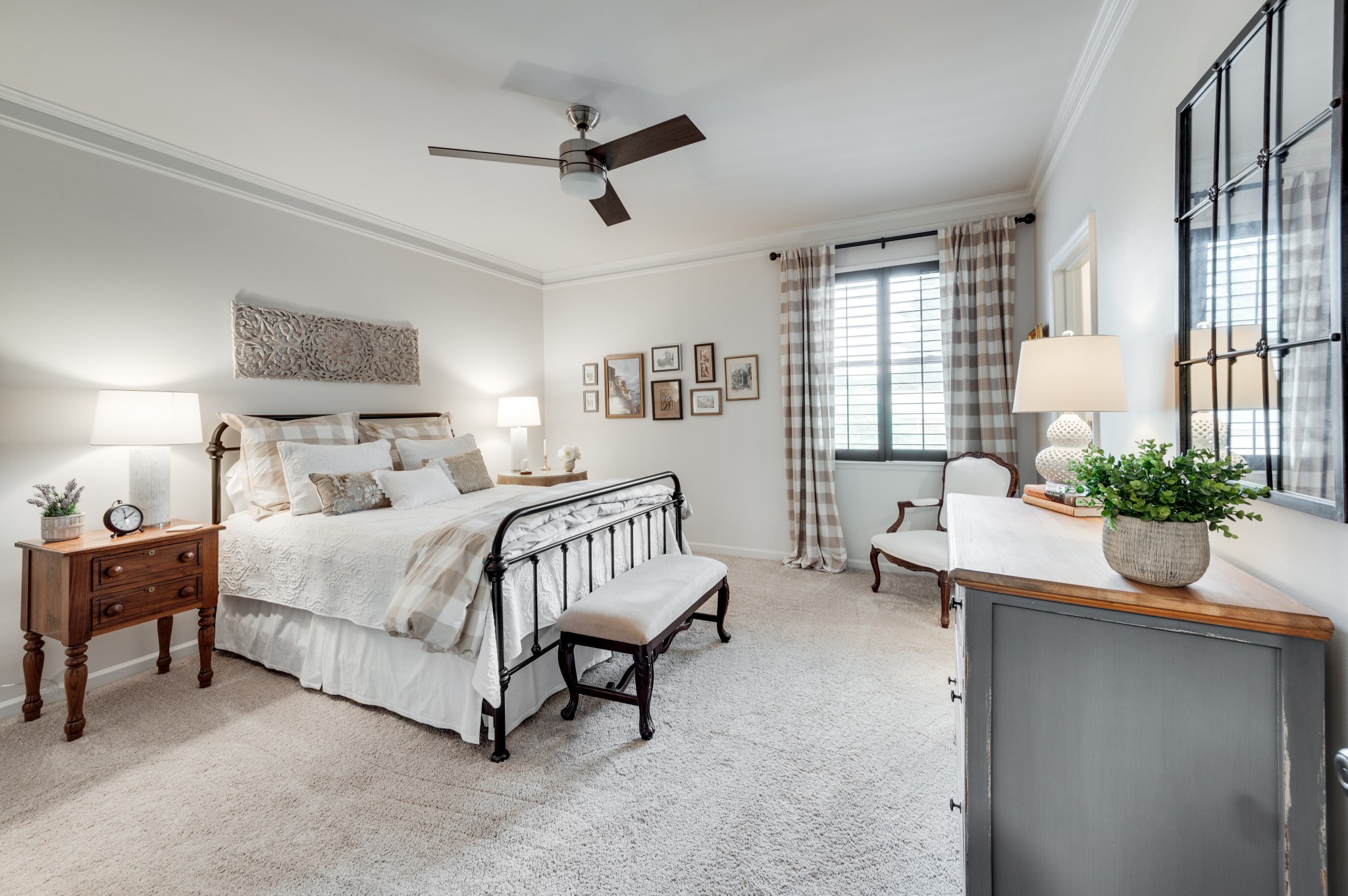 4500 Post Rd Unit: F67