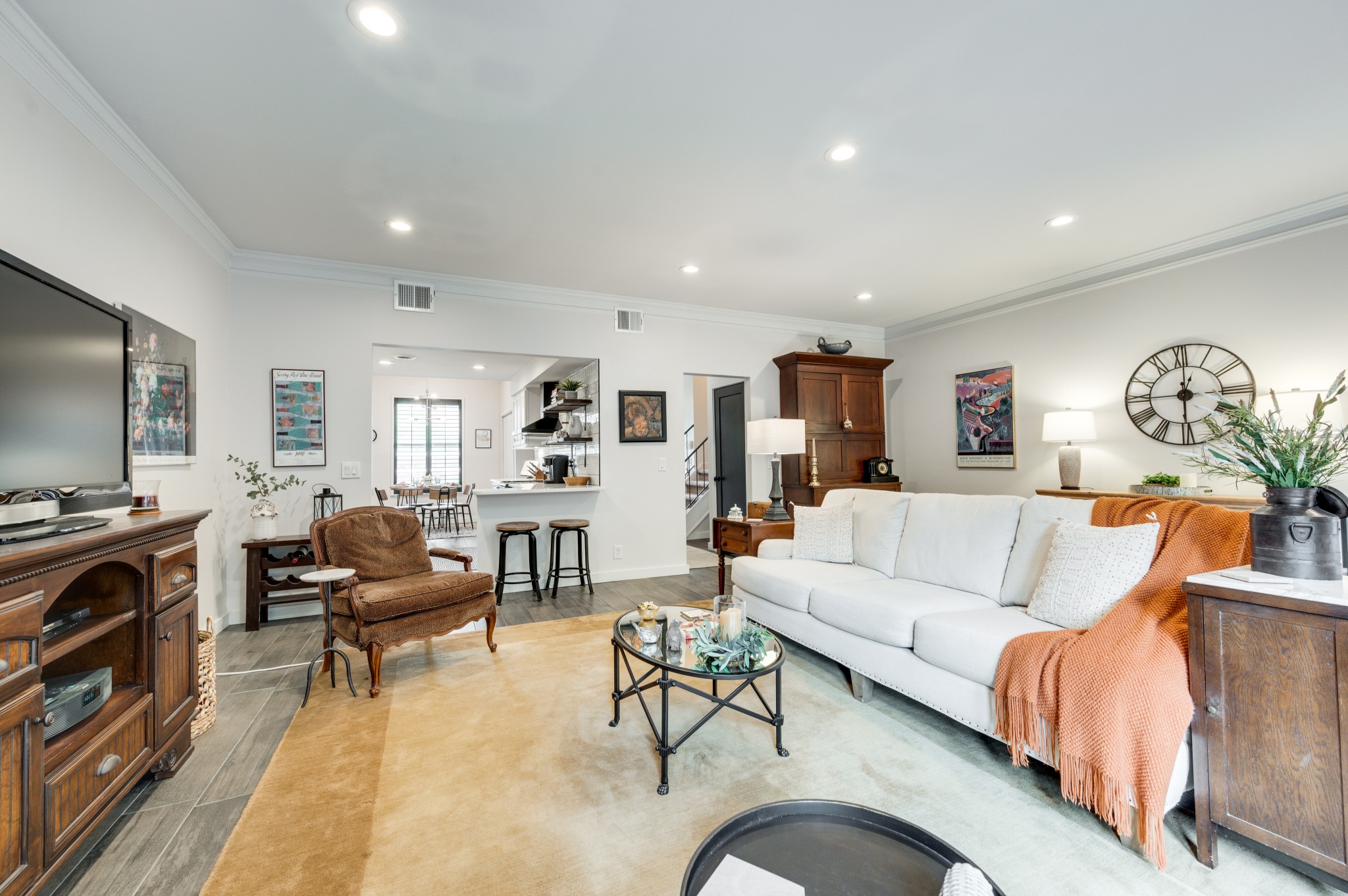 4500 Post Rd Unit: F67