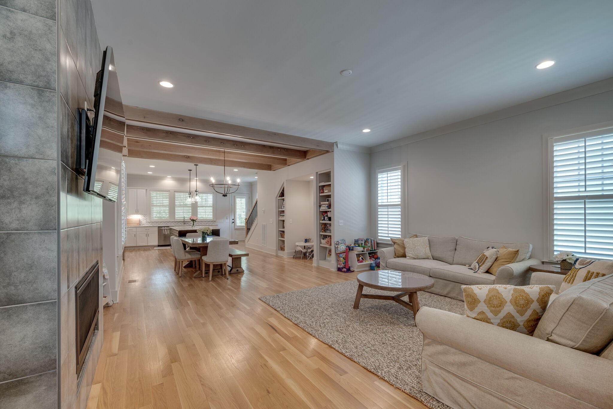 555 Stevenson St Unit: B