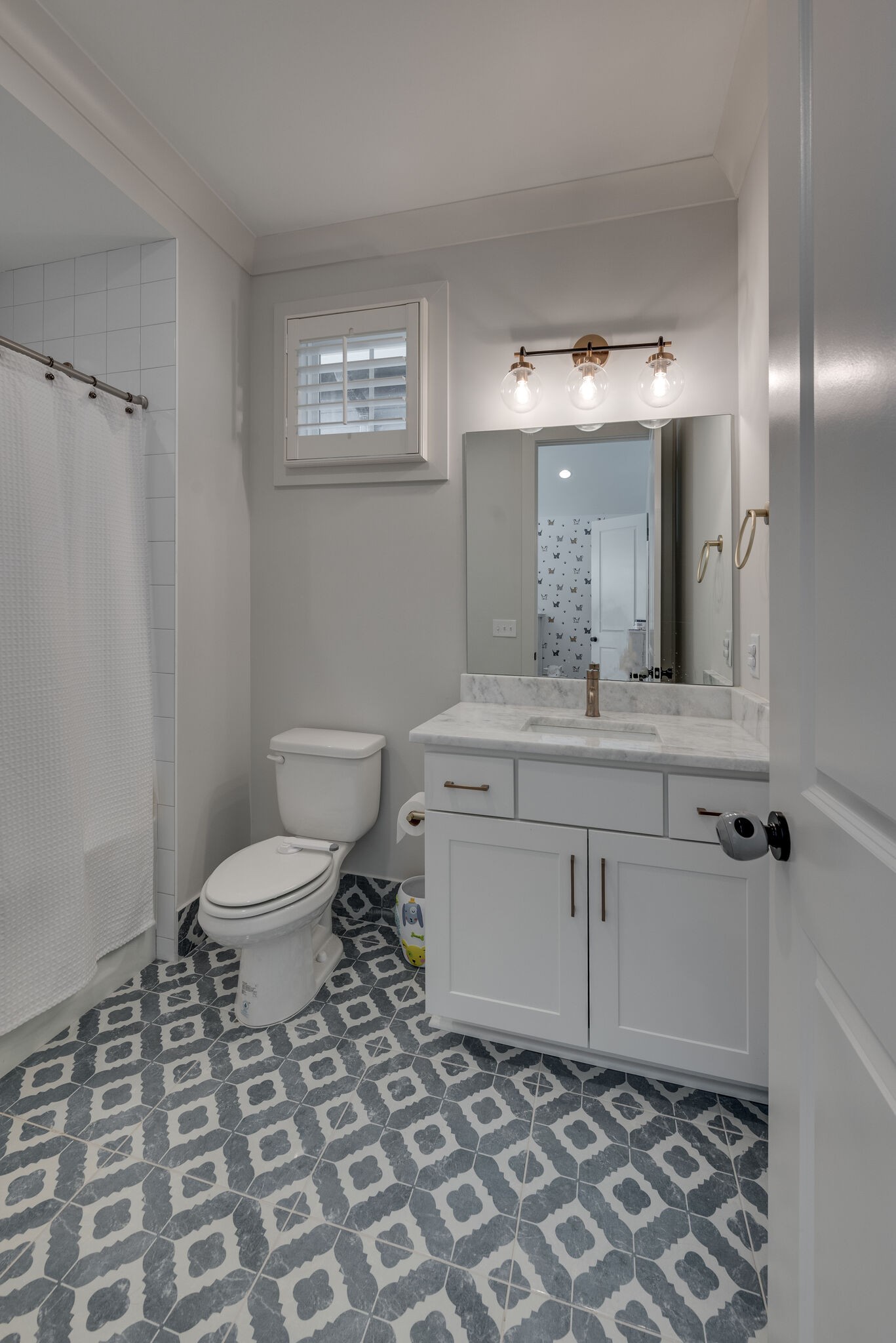 555 Stevenson St Unit: B