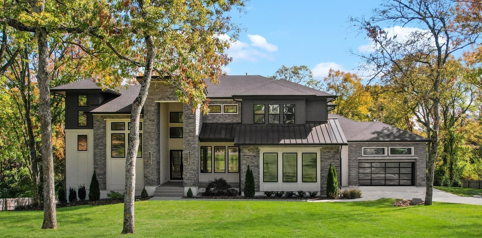 4618 Belmont Park Ter