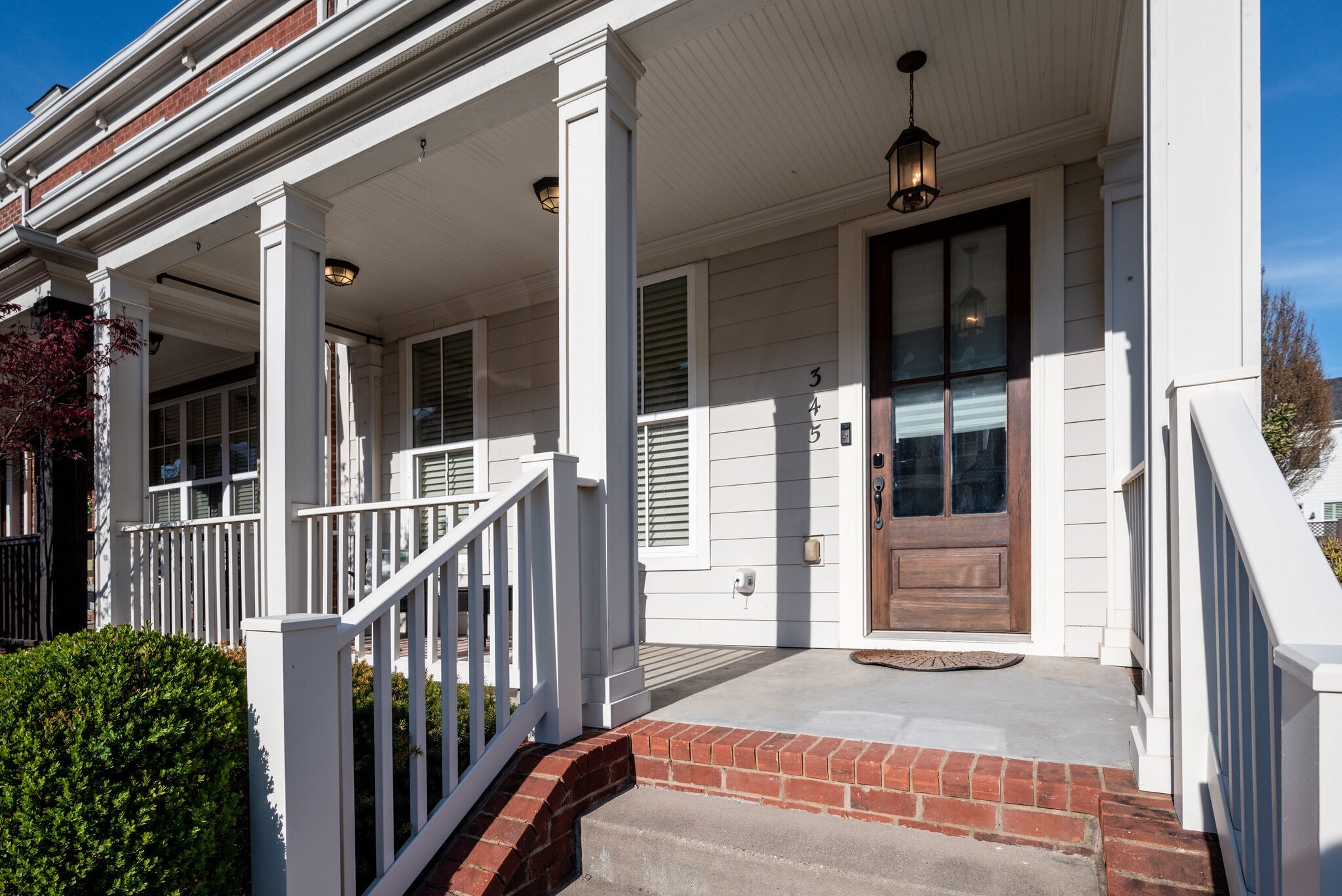 345 Byron Way