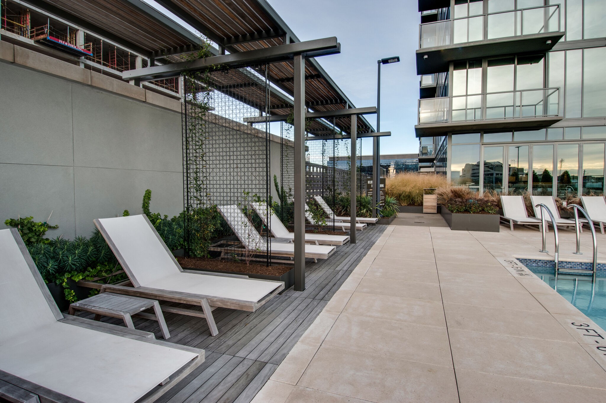 1212 Laurel St Unit: 1211