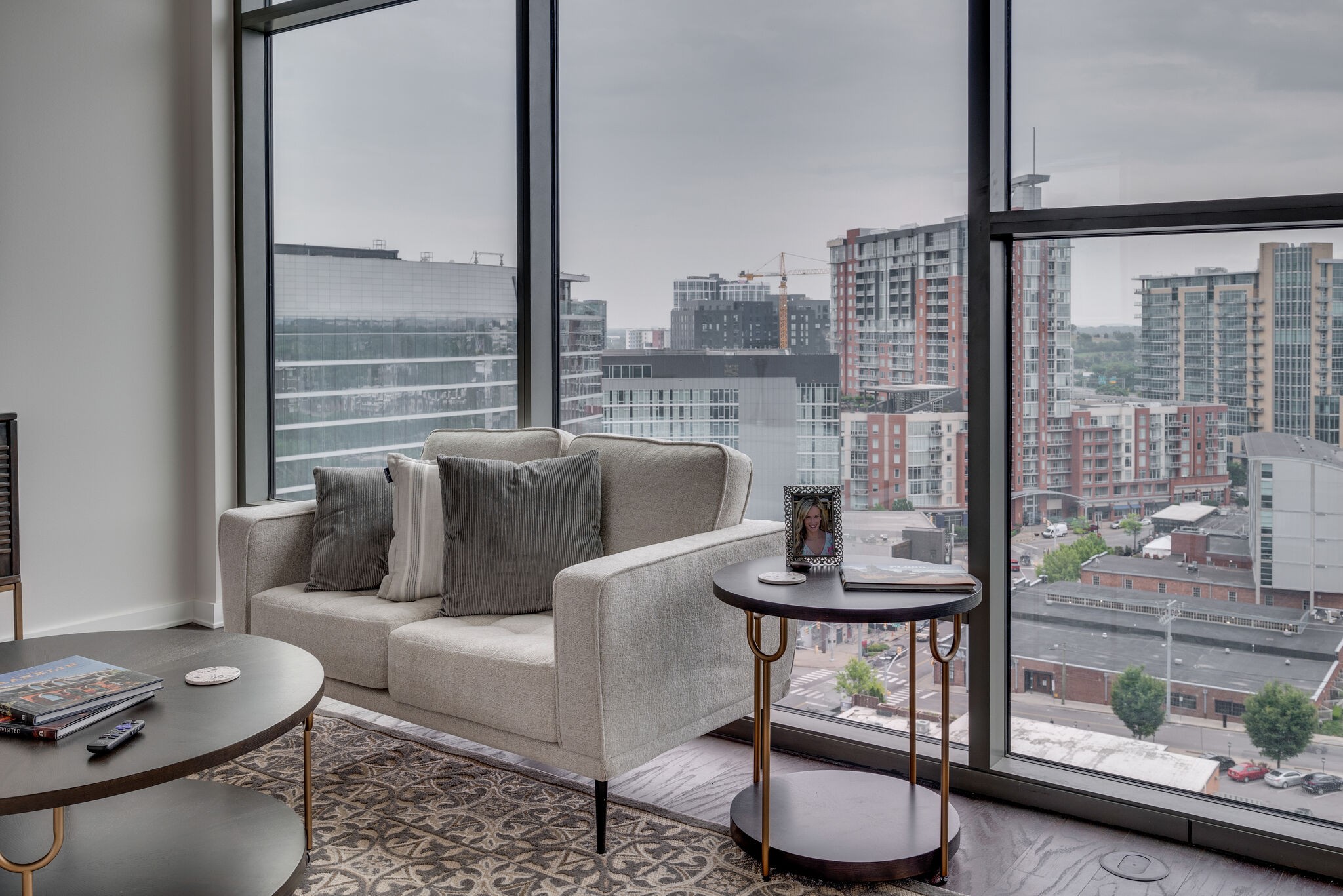 1212 Laurel St Unit: 1211