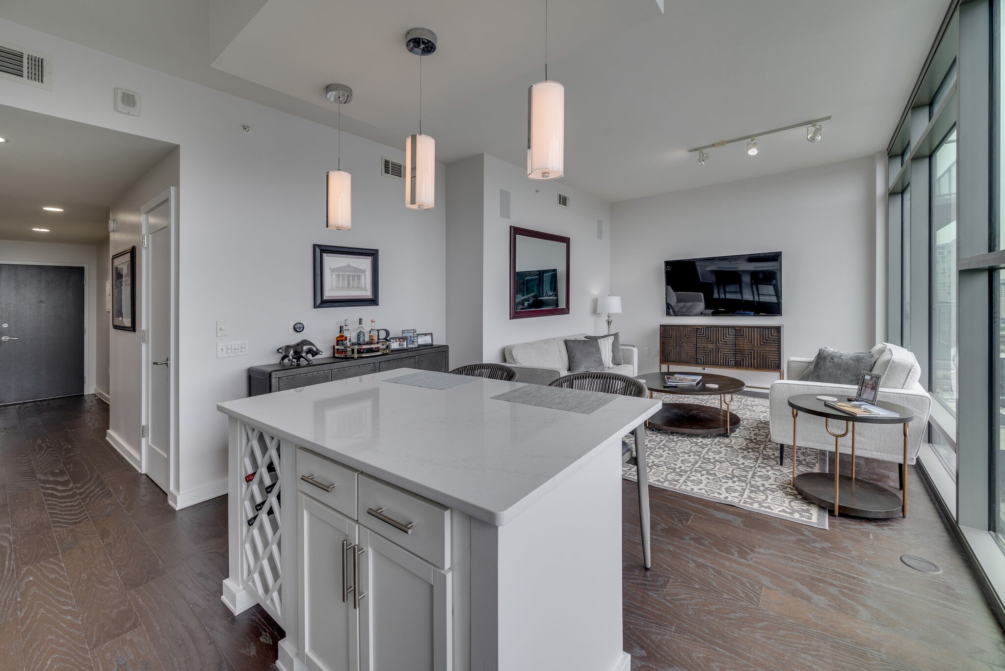 1212 Laurel St Unit: 1211