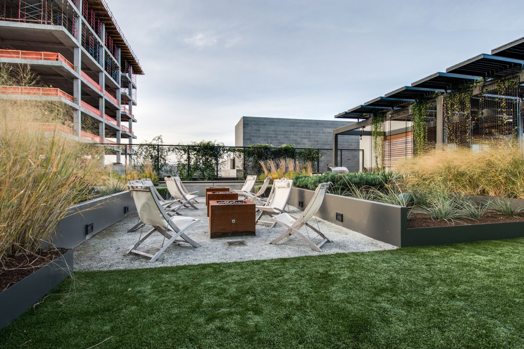 1212 Laurel St Unit: 1211