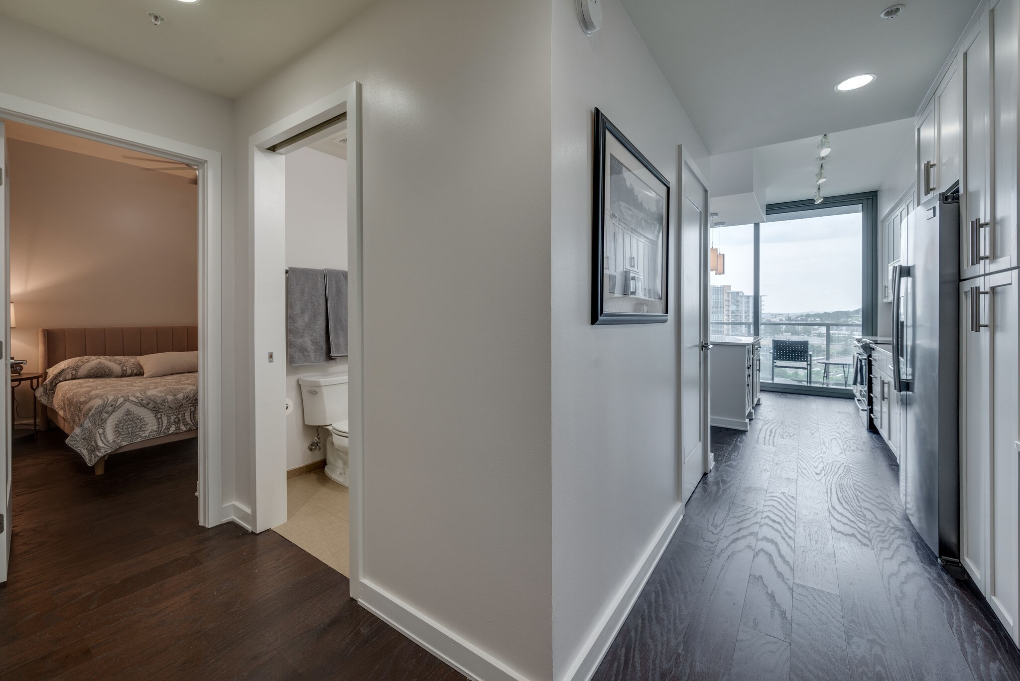 1212 Laurel St Unit: 1211