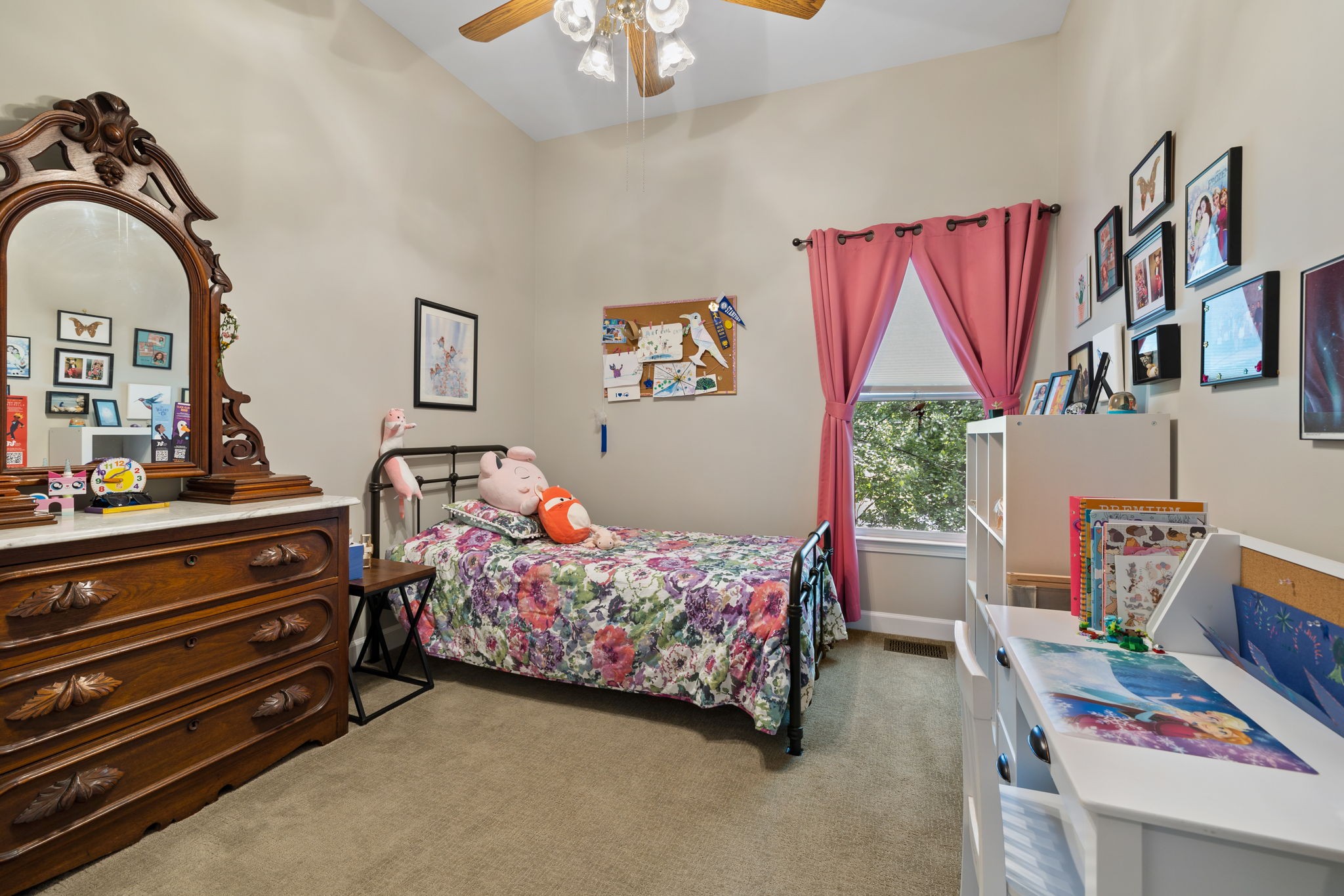 404 Rivercrest Ct