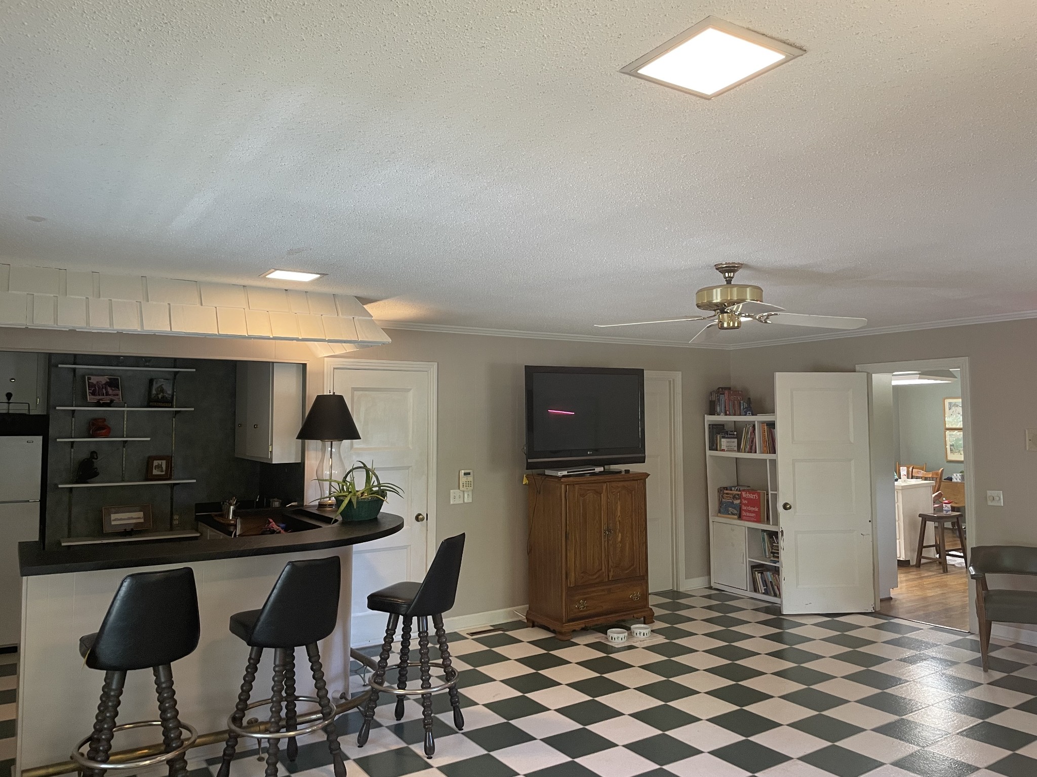 105 Long Valley Rd