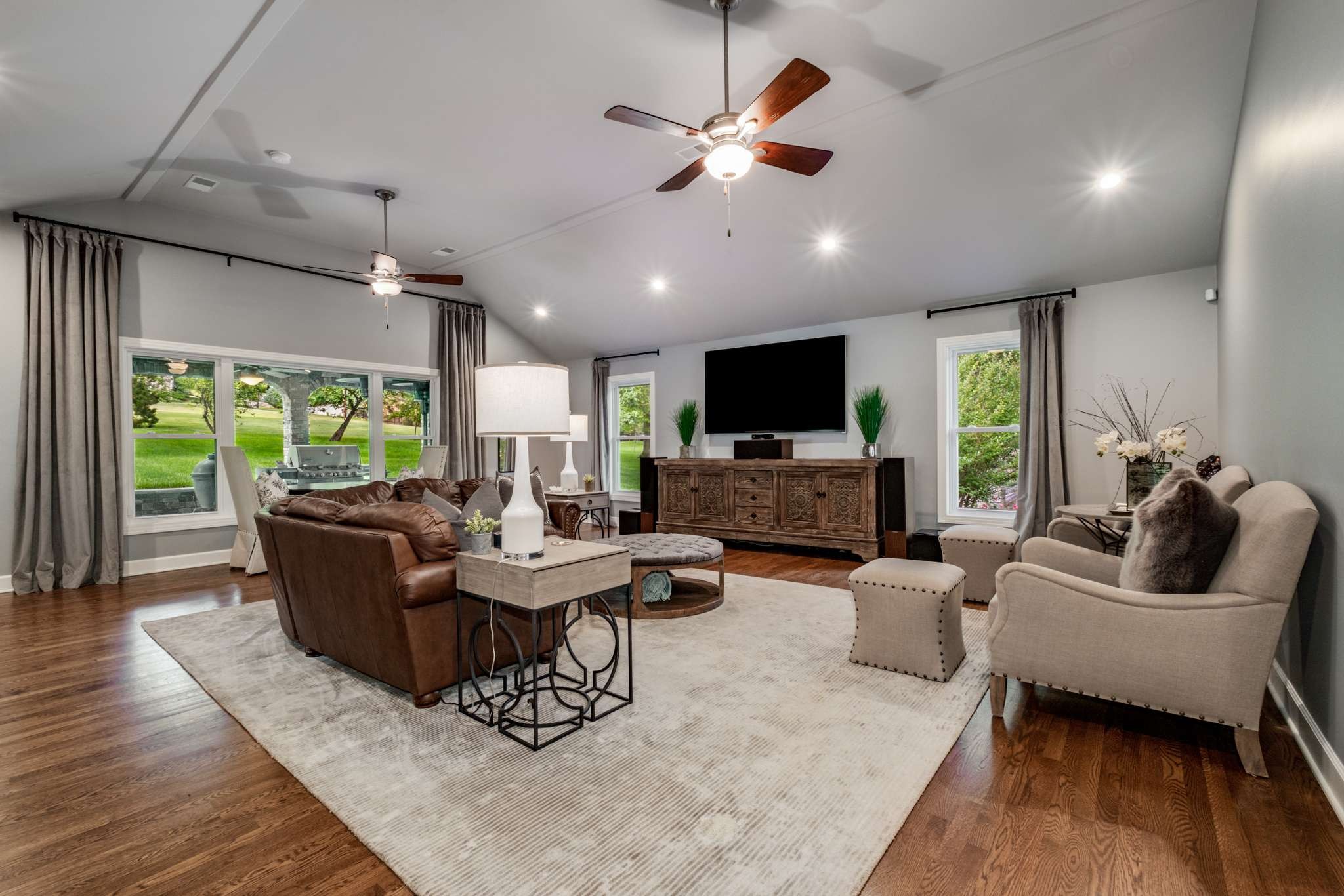 5924 Robert E Lee Dr