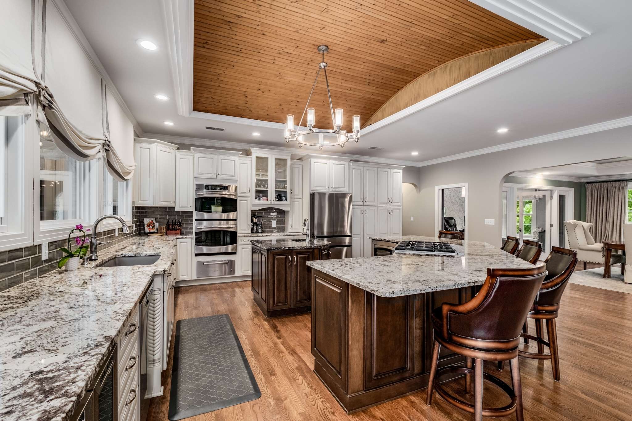 5924 Robert E Lee Dr