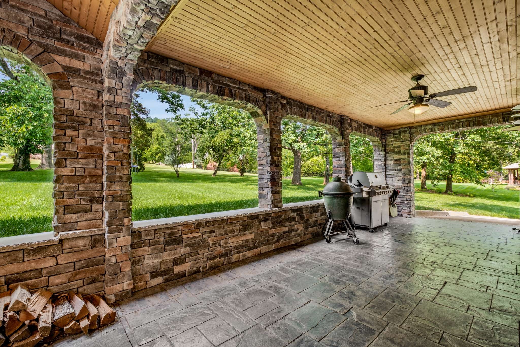 5924 Robert E Lee Dr