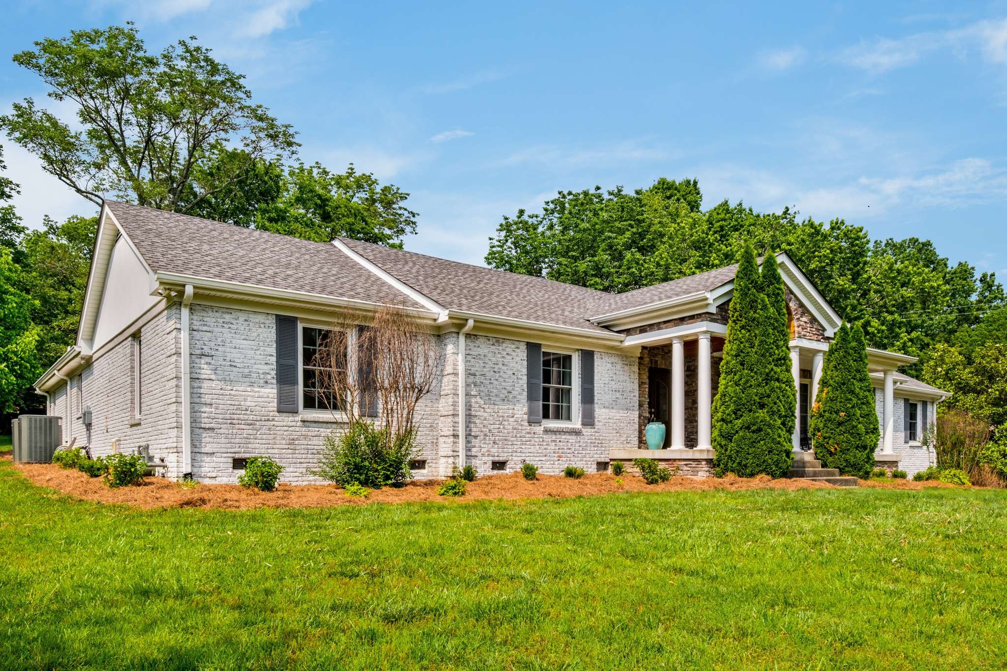 5924 Robert E Lee Dr