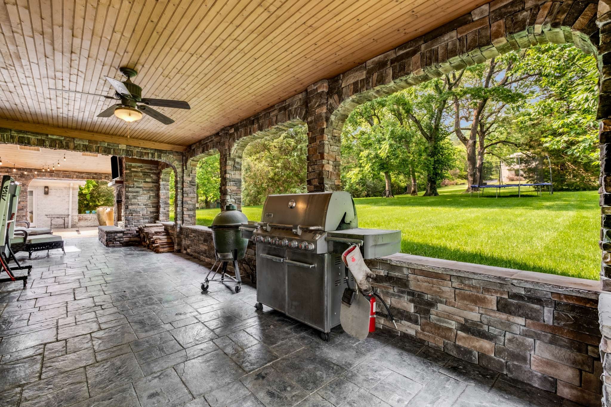 5924 Robert E Lee Dr