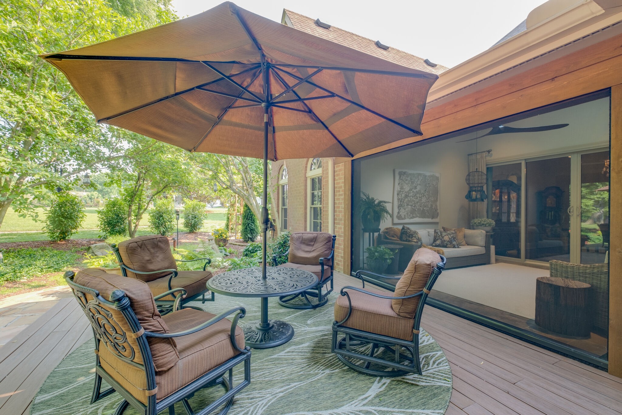 5509 Hearthstone Ln